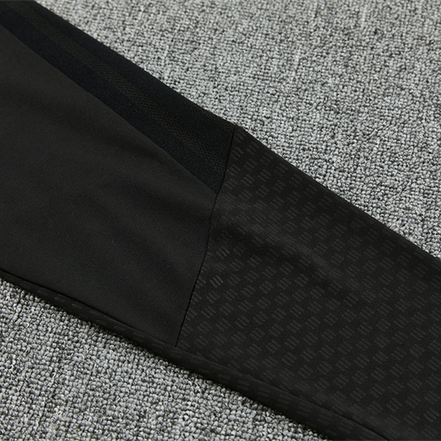 Manchester United 26-27 Long Sleeve Training Set - Pure Black Top & Pure Black Pants - JerseysGala