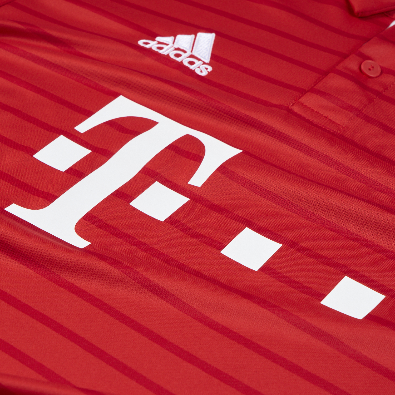 Retro Bayern Munich 2016-17 Home Jersey - JerseysGala