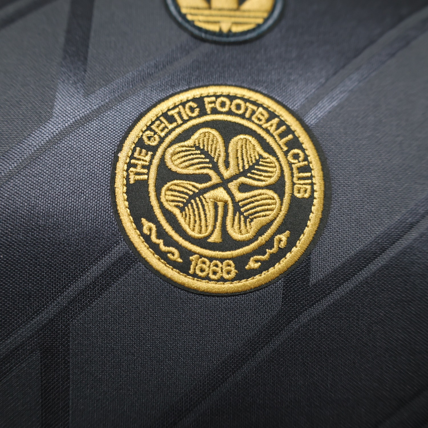 Celtic 26-27 Dark Green Gold Retro Style Casual Jersey - Player Version - JerseysGala