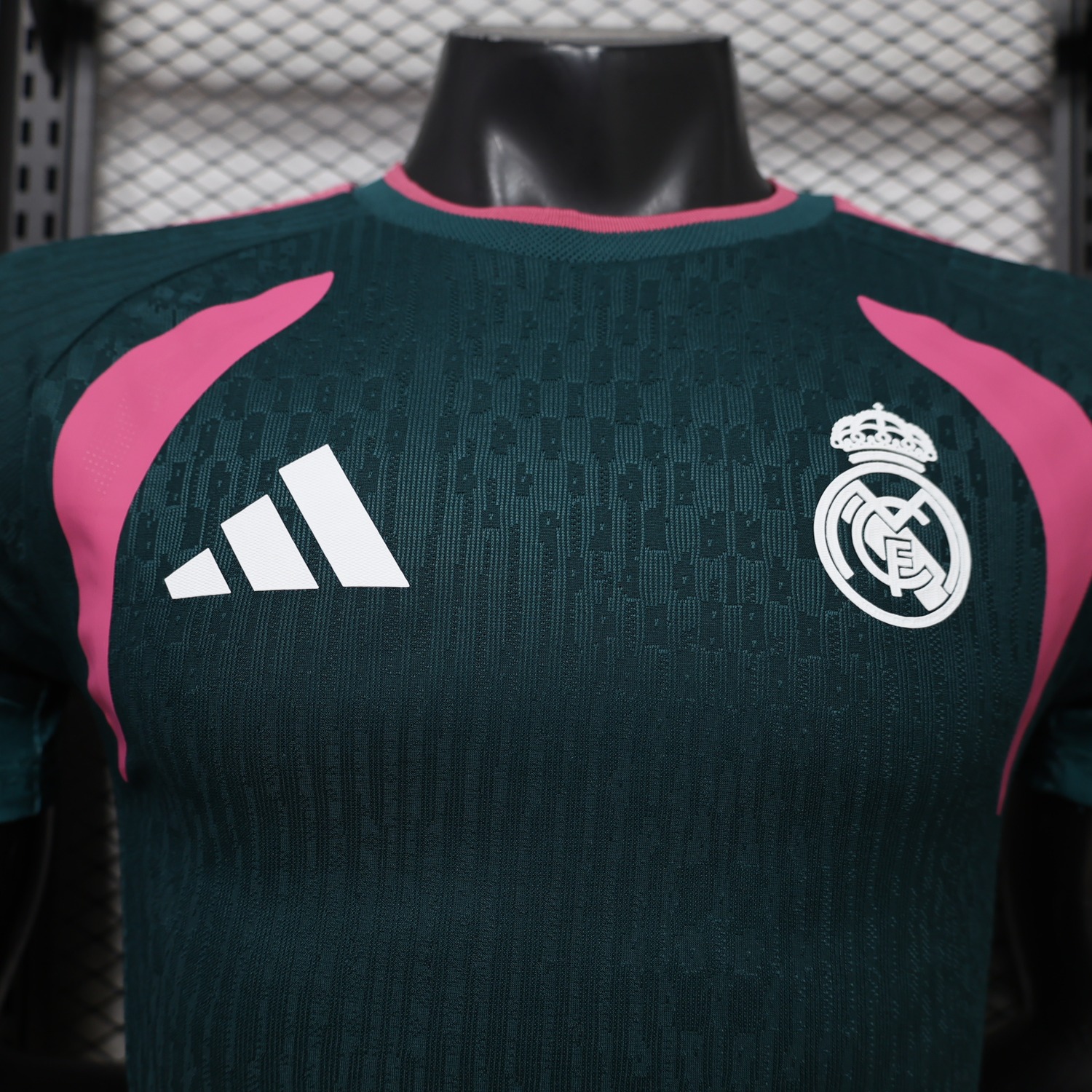 Real Madrid 26-27 Green Pink Special Jersey - Player Version - JerseysGala