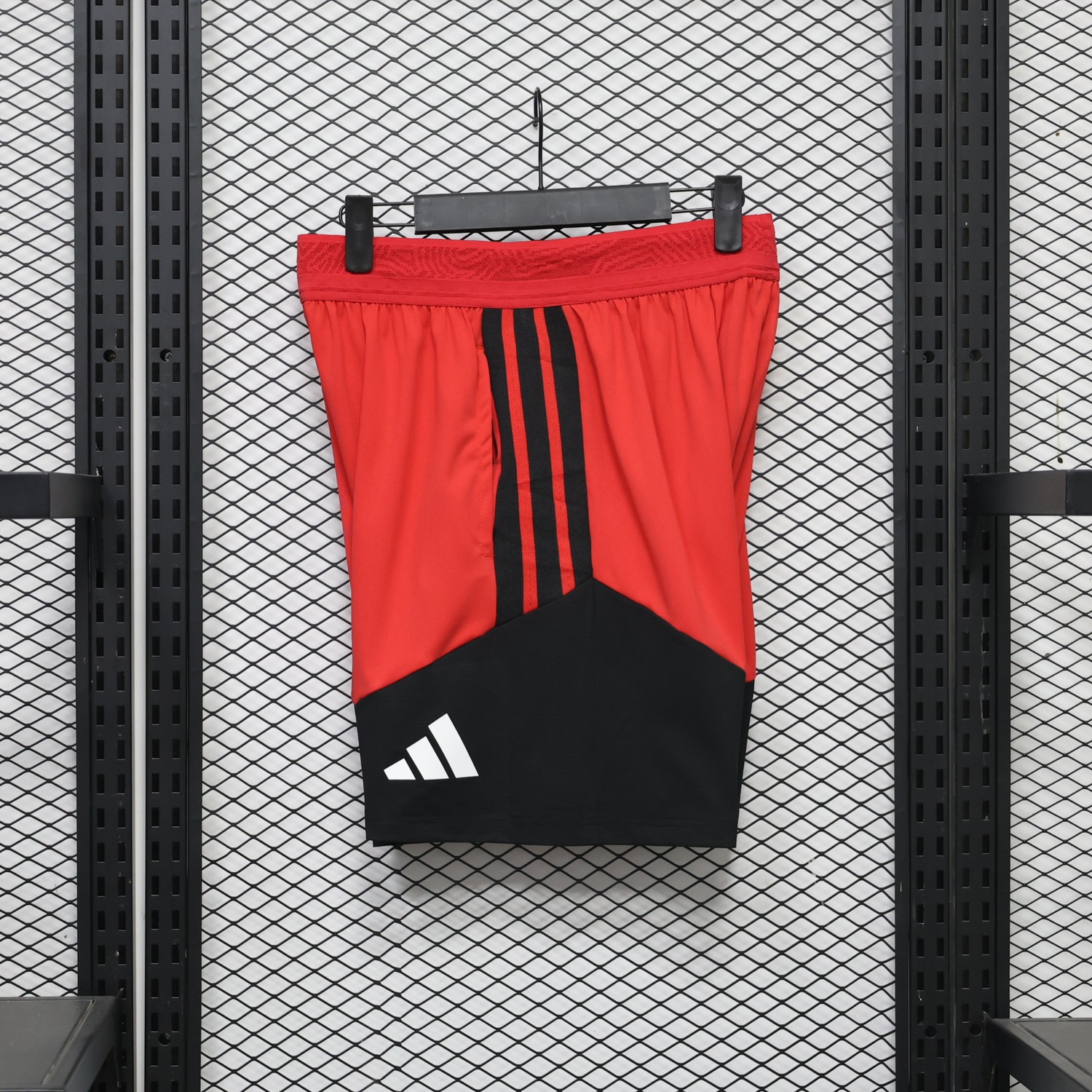 Manchester United 26-27 Red Black Shorts - Player Version - JerseysGala