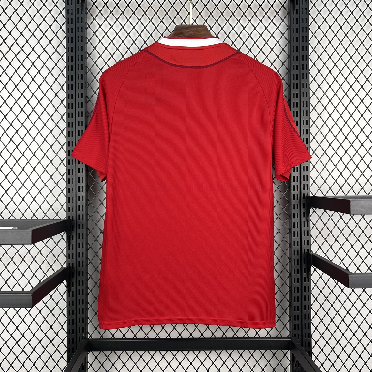 Retro Liver.pool 2002-04 Home Jersey - JerseysGala