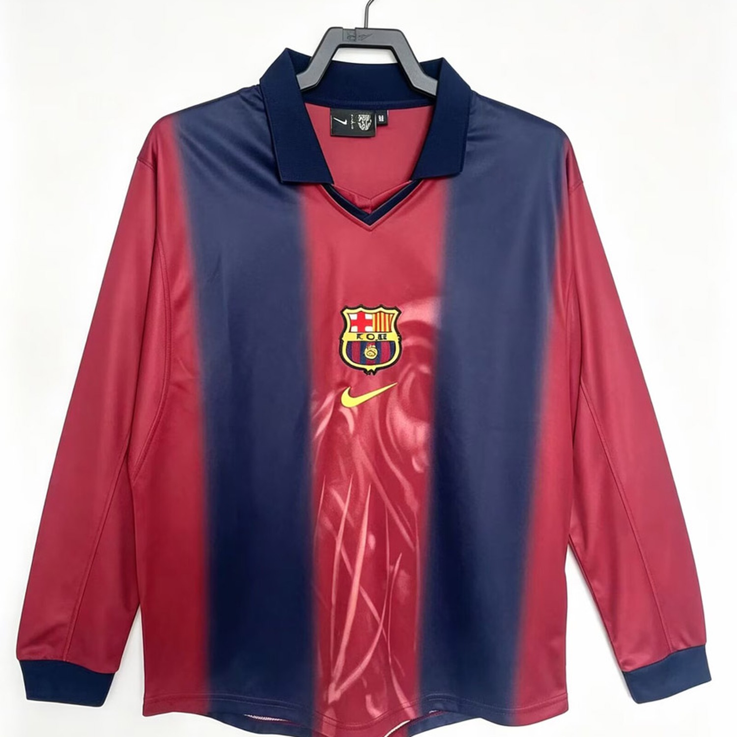 Retro Barcelona 2000-01 x Travis Scott Long Sleeves Jersey - JerseysGala
