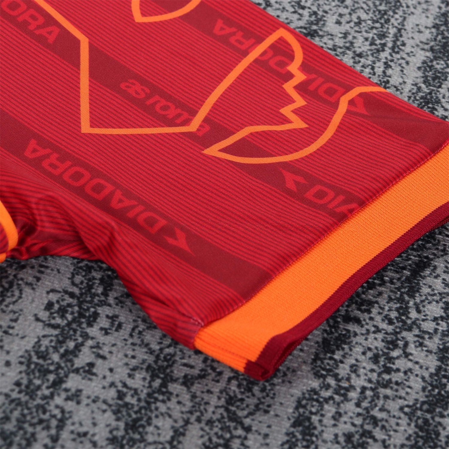 Retro Roma 1999-00 Home Kids Kit - JerseysGala