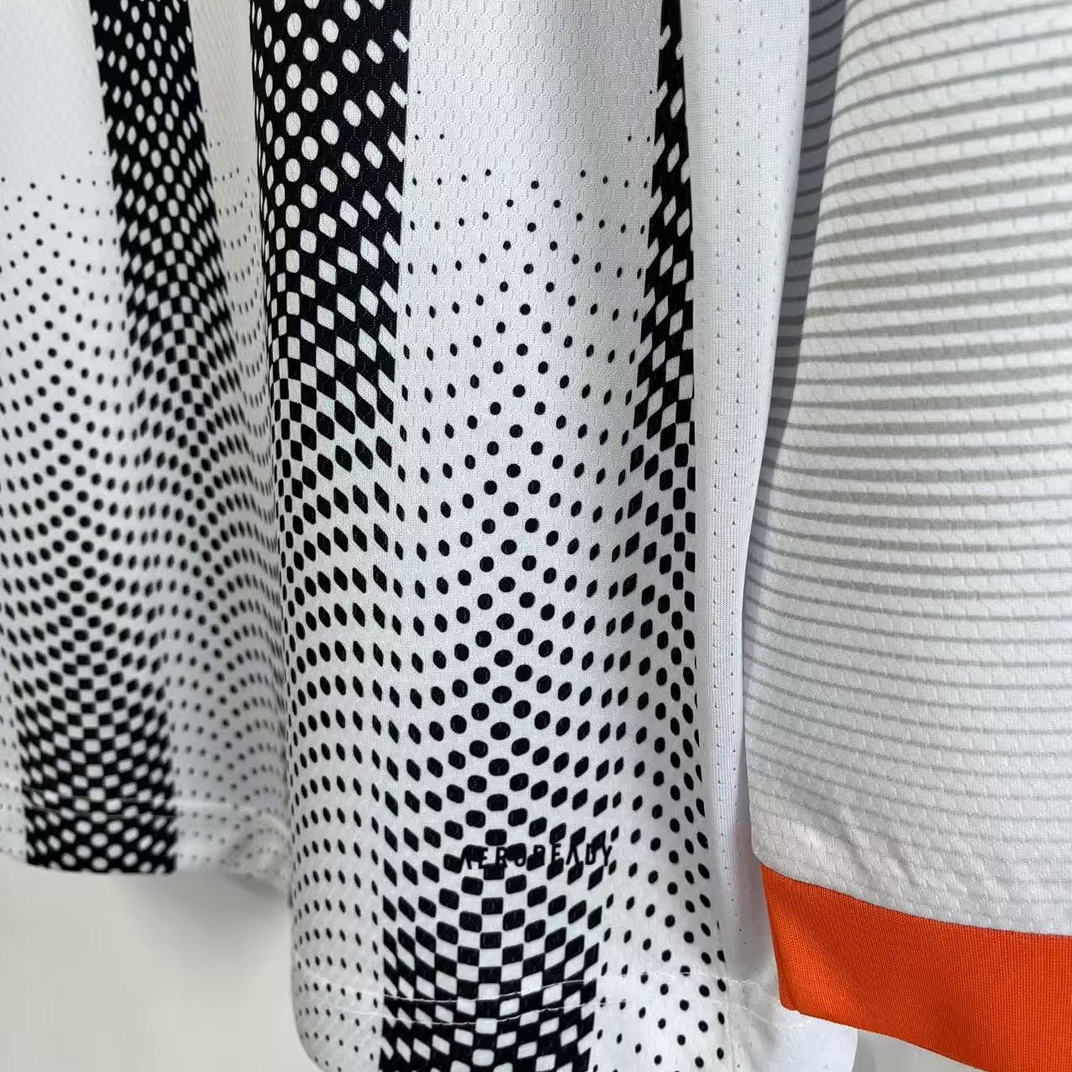 Retro Juventus 2019-20 Special Long Sleeves Jersey - Player Version - JerseysGala