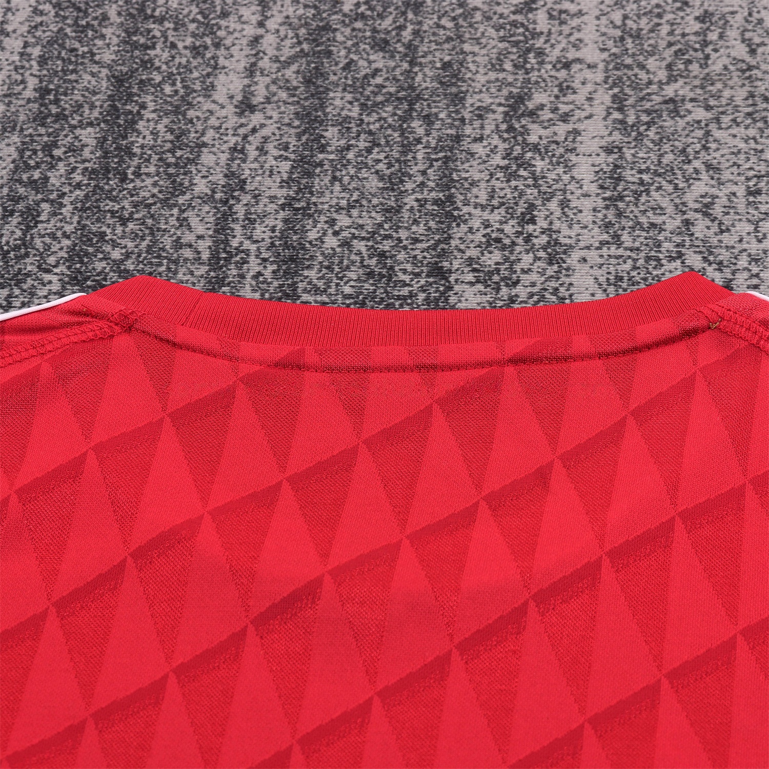 Retro Liver.pool 2010-11 Home Kids Kit - JerseysGala