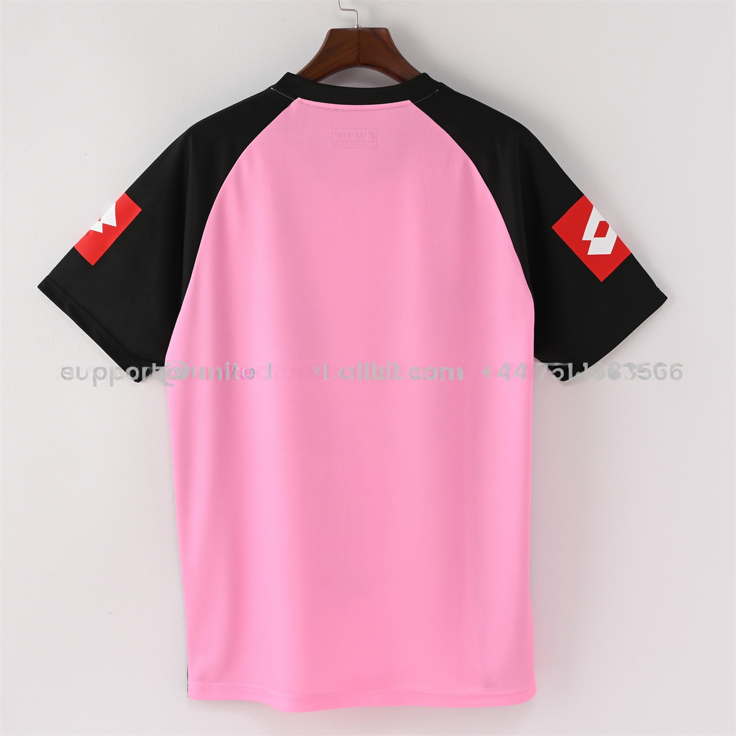 Retro Juventus 2002-03 Pink Goalkeeper Jersey - JerseysGala