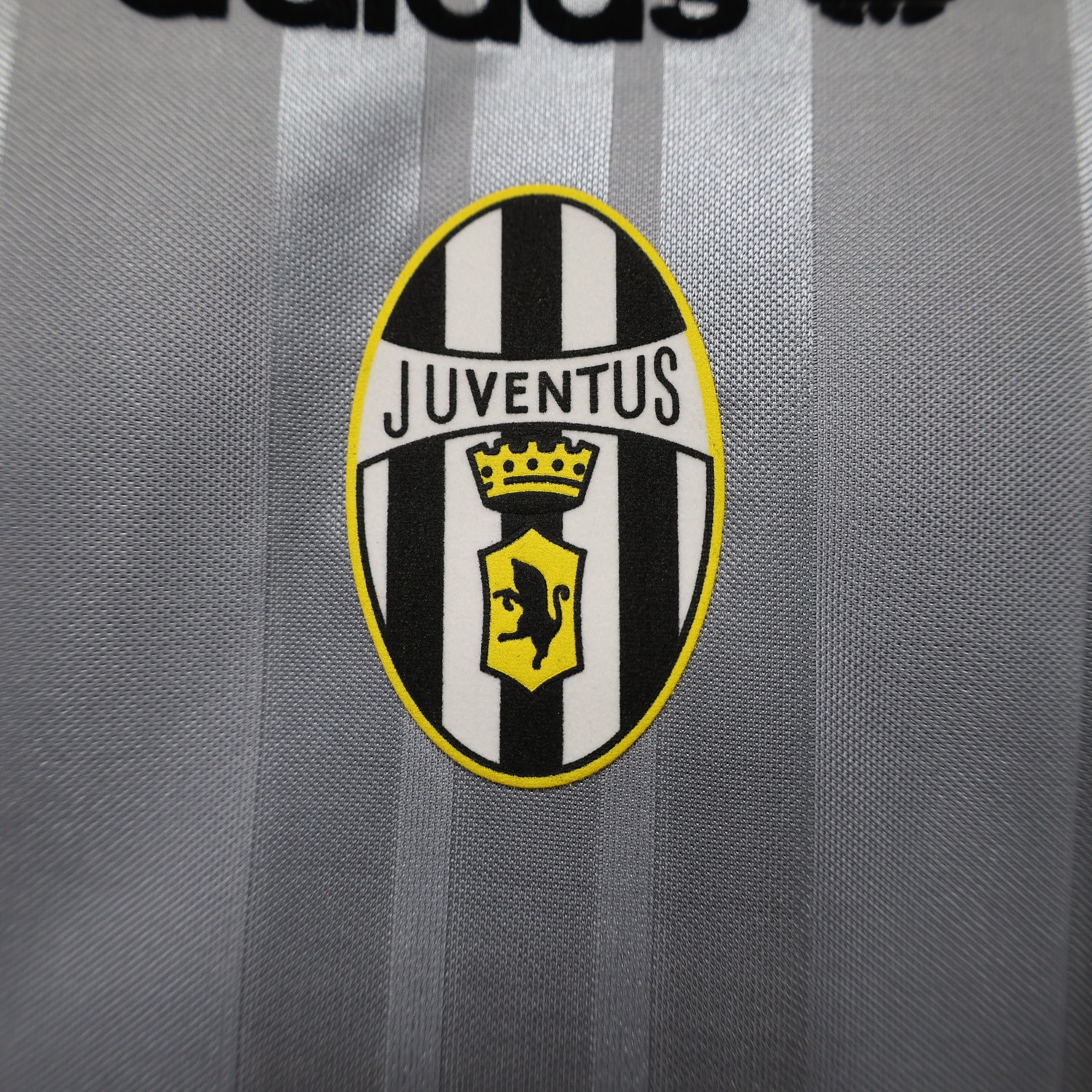 Juventus 26-27 Grey Black Retro Style Casual Jersey - Player Version - JerseysGala