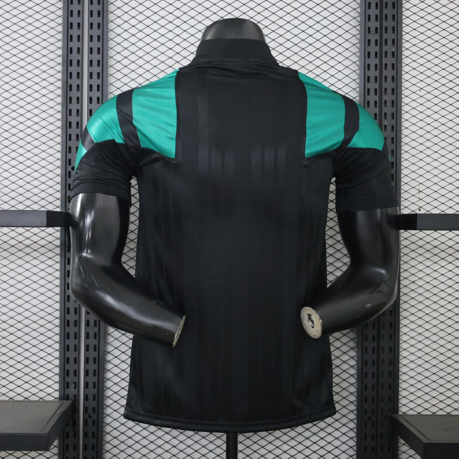 Liver.pool 26-27 Black Green Retro Style Casual Jersey - Player Version - JerseysGala