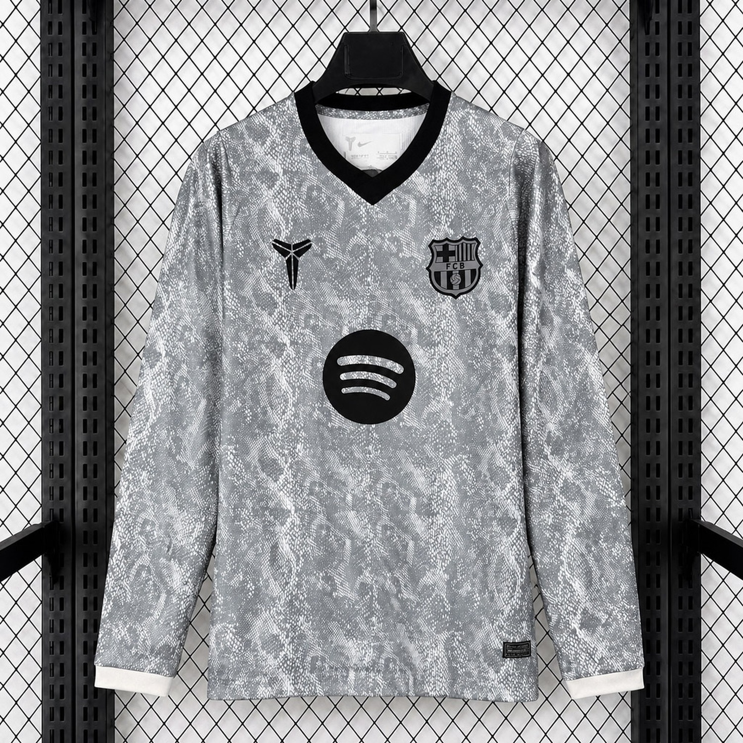 Barcelona 26-27 Grey Goalkeeper Long Sleeves Jersey - Fans Version - JerseysGala
