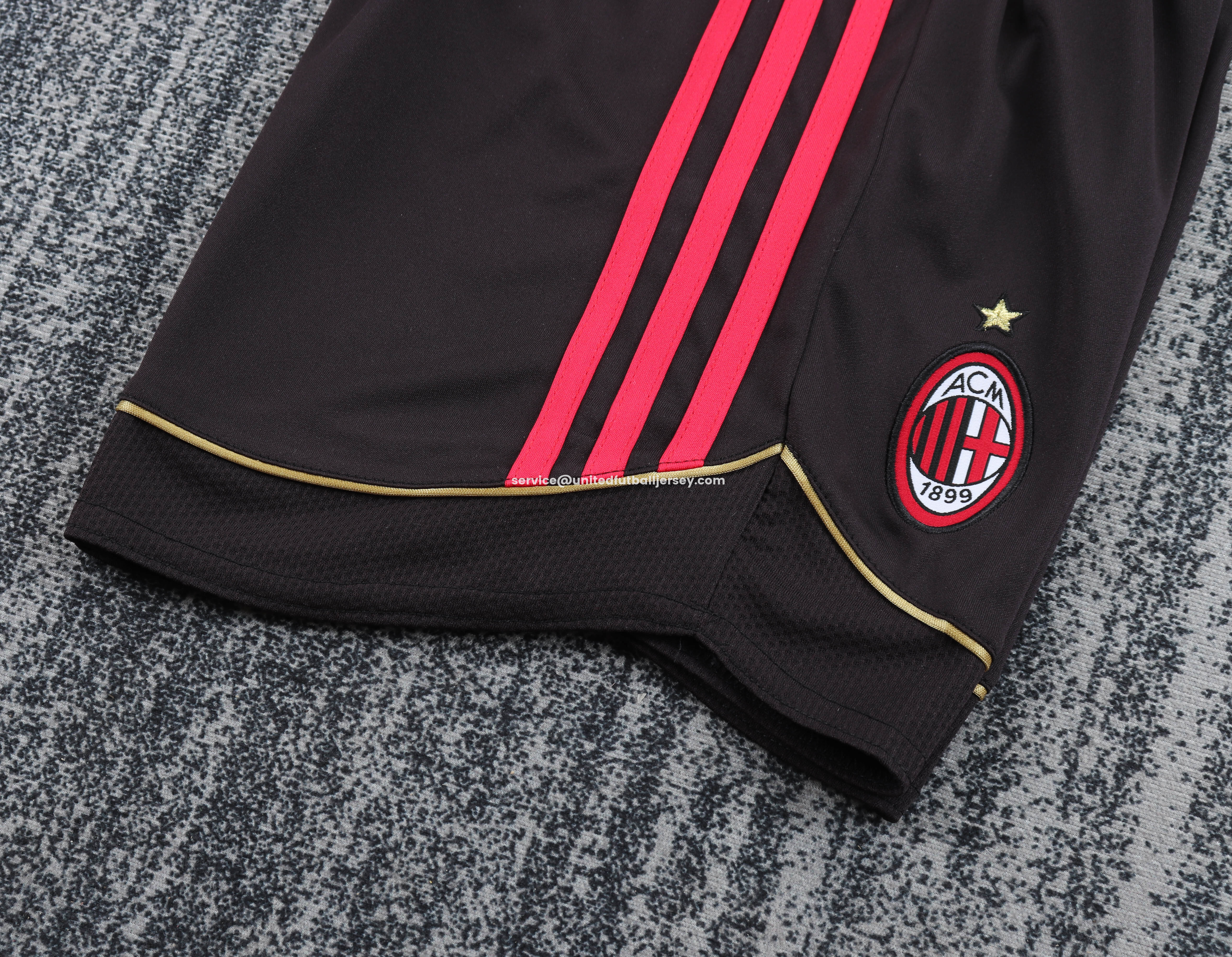 Retro AC Milan 2006-07 Home Long Sleeves Kids Kit - JerseysGala