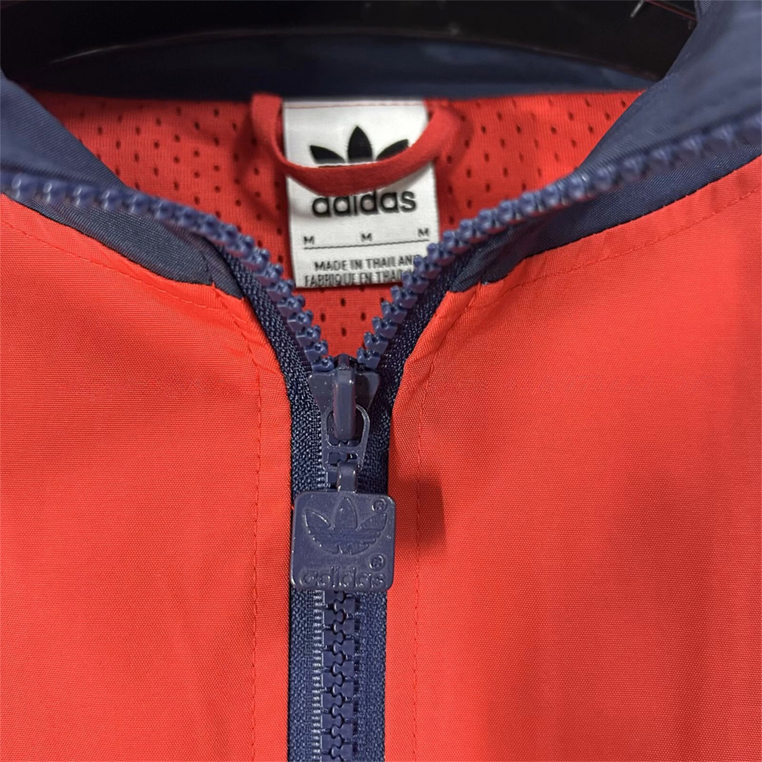 Arsenal 25-26 Originals Trefoil Windbreaker Jacket - Red - JerseysGala