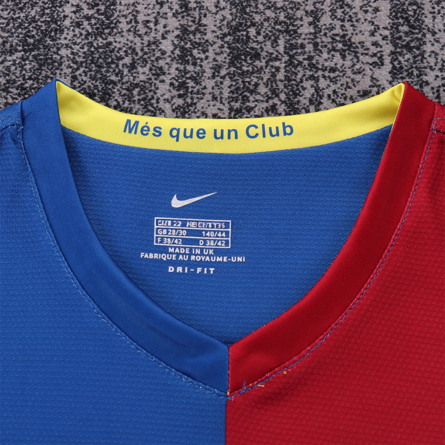 Retro Barcelona 2006-07 Home Kids Kit - JerseysGala