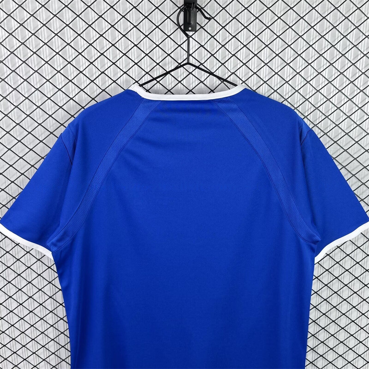 Retro Everton 2003-04 Home Jersey - JerseysGala