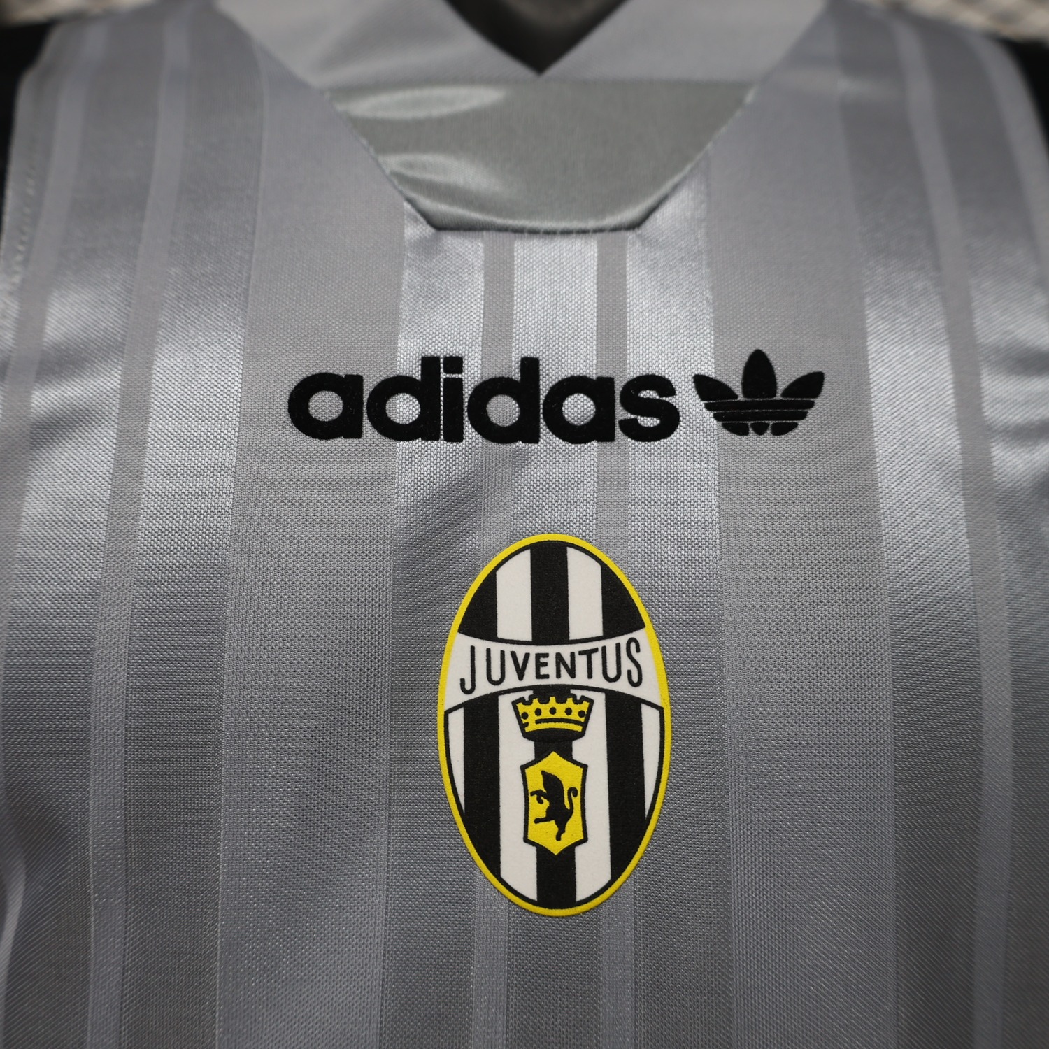Juventus 26-27 Grey Black Retro Style Casual Jersey - Player Version - JerseysGala