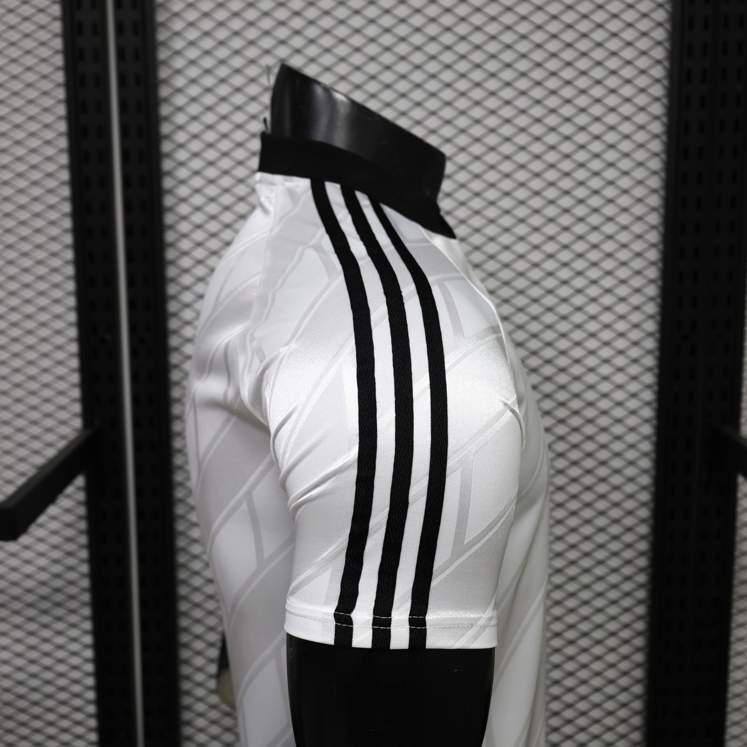 Real Madrid 26-27 White Black Retro Style Casual Jersey - Player Version - JerseysGala