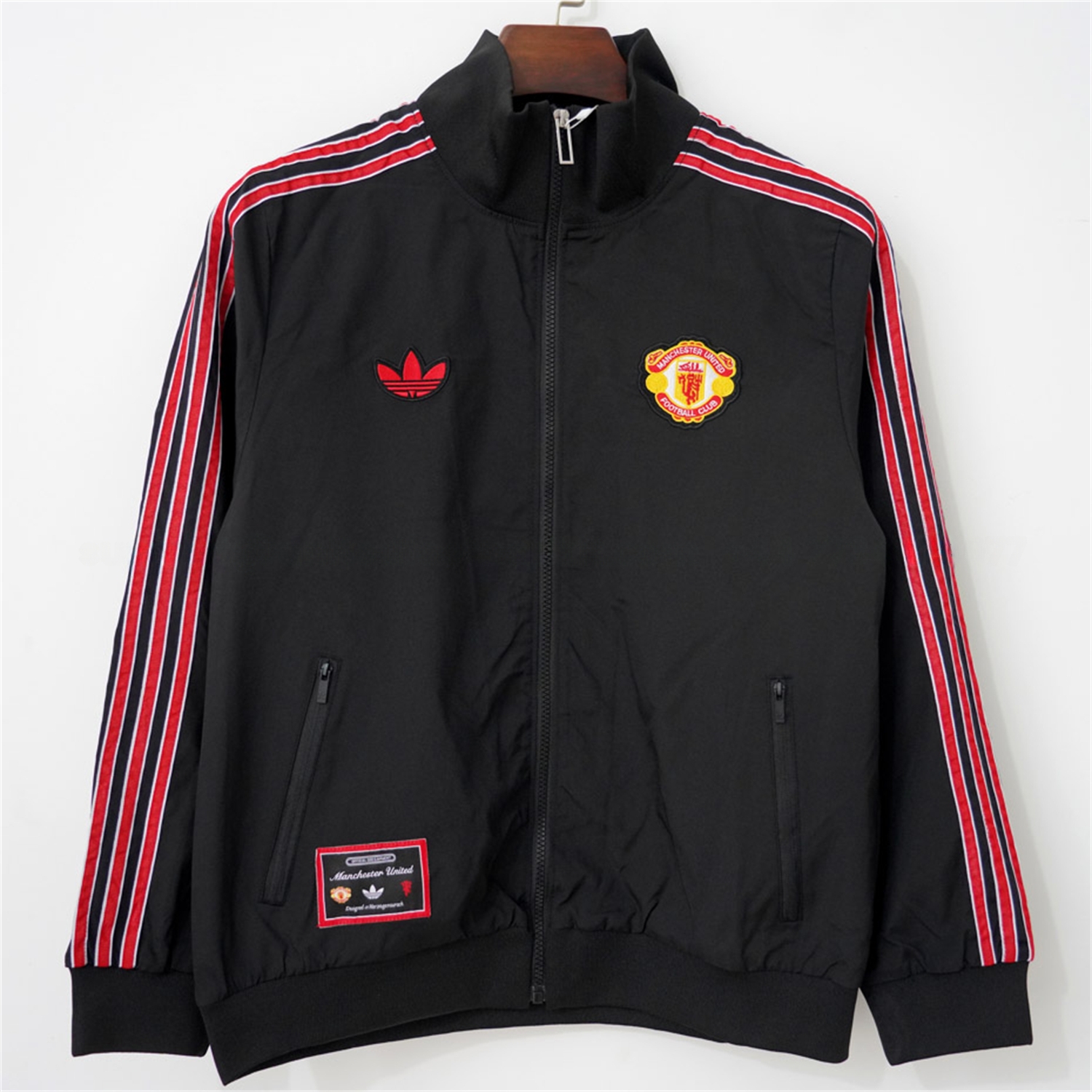 Retro Manchester United 24-25 Windbreaker Jacket - Black Red Sripe - JerseysGala