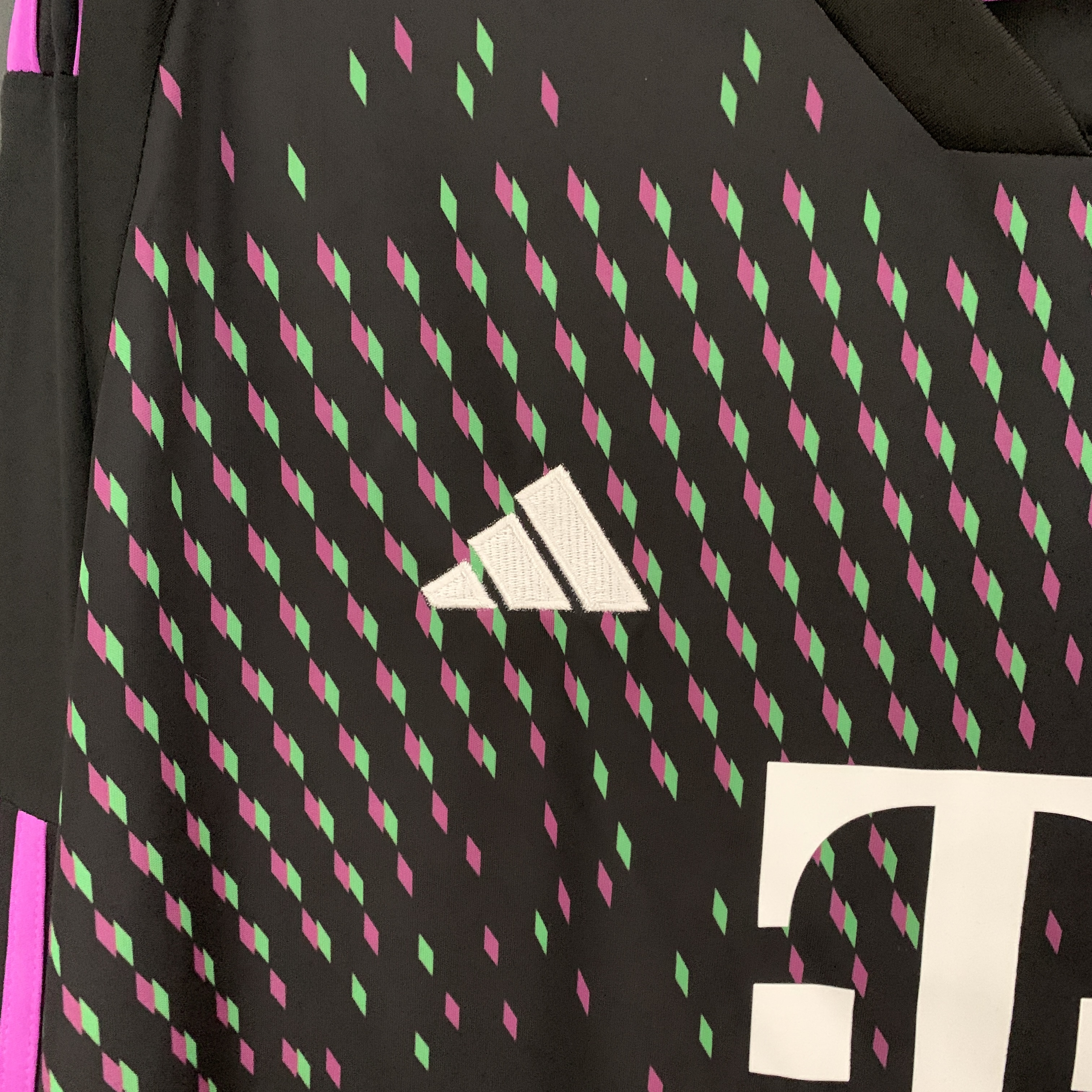 Bayern Munich 23-24 Away Long Sleeve Jersey - Fans Version - JerseysGala