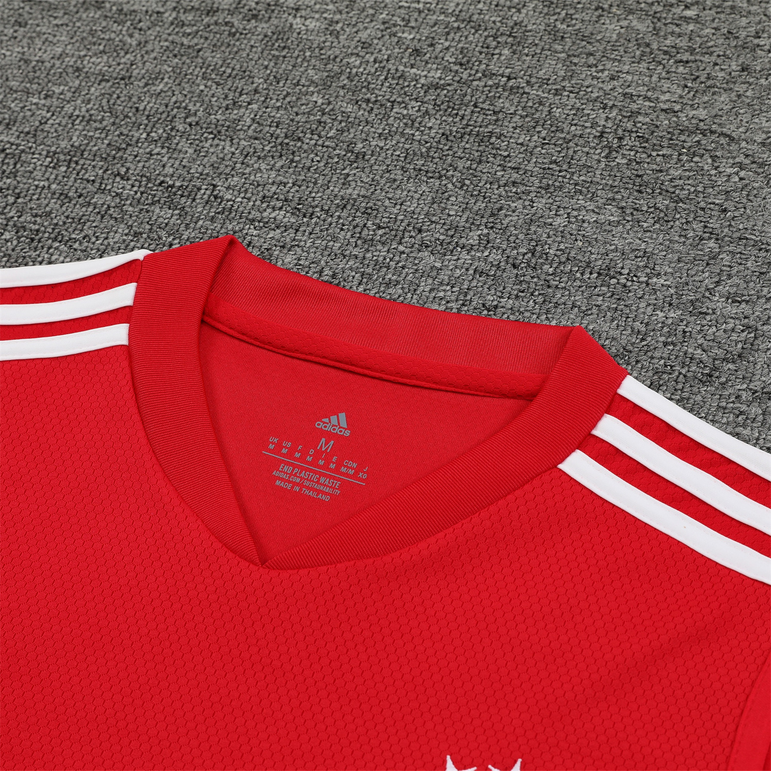 Bayern Munich 23-24 Red Training Vest Suit - JerseysGala