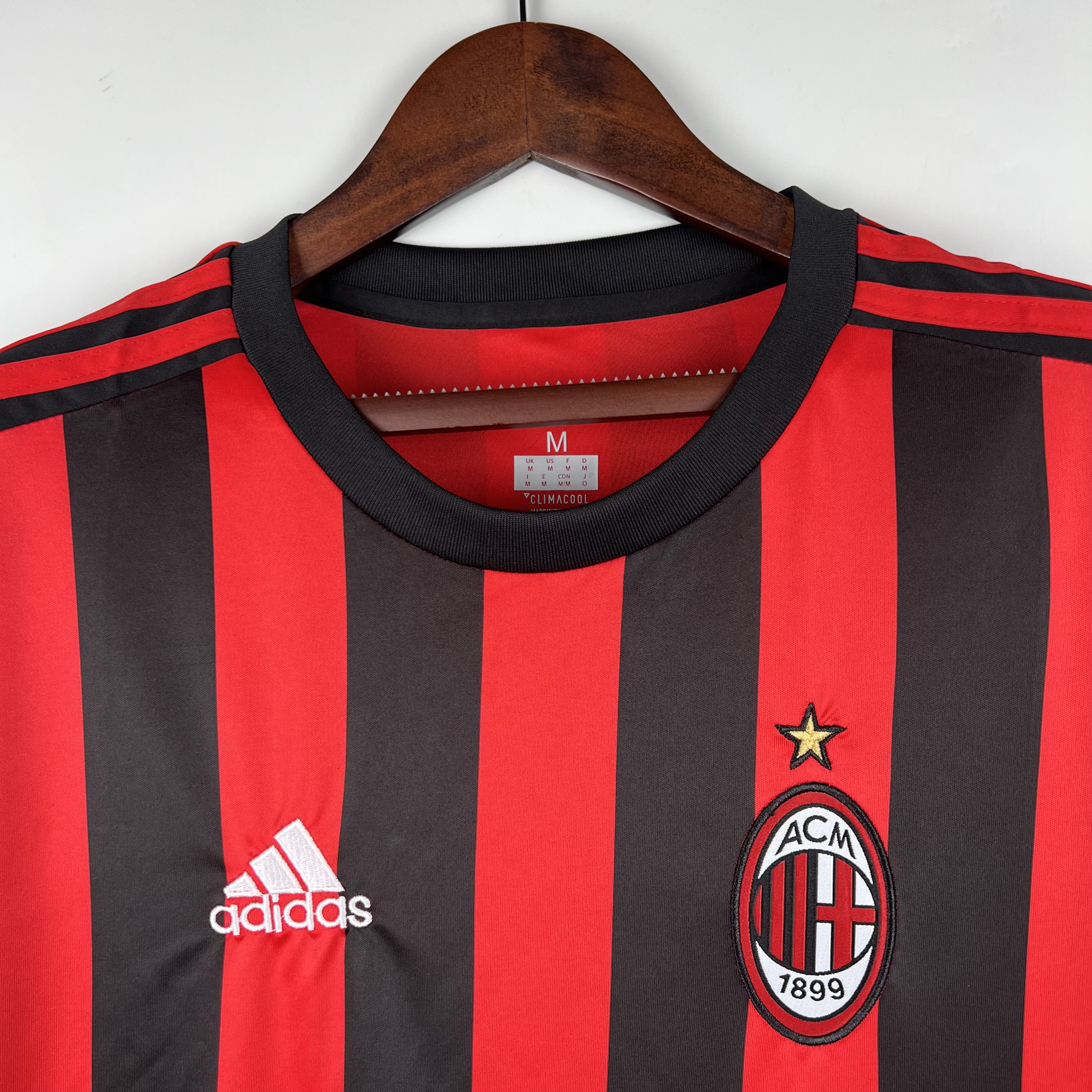 Retro AC Milan 2017-18 Home Stadium Jersey - JerseysGala
