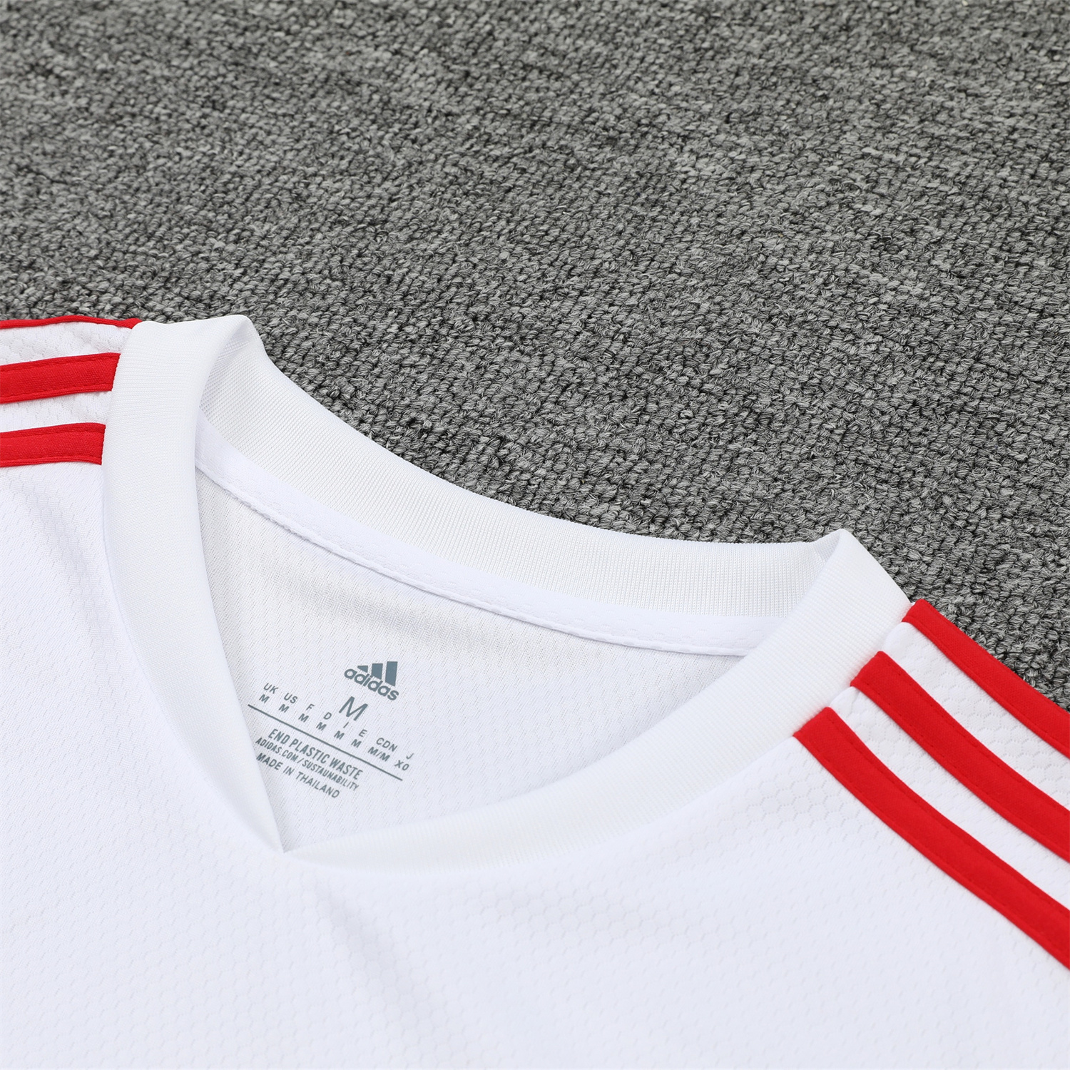 Bayern Munich 23-24 White Training Vest Suit - JerseysGala