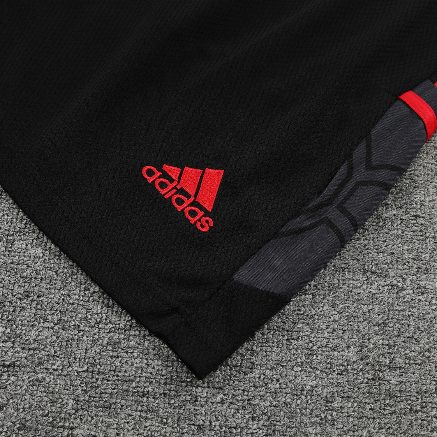 Bayern Munich 23-24 Red Training Vest Suit - JerseysGala