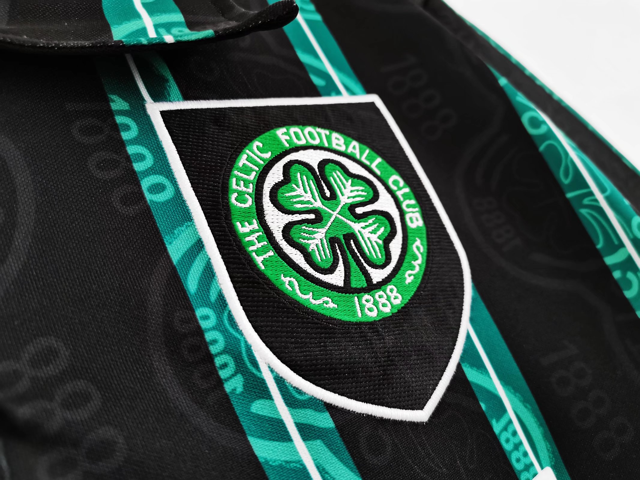 Retro Celtic 1992-93 Away Stadium Jersey - JerseysGala