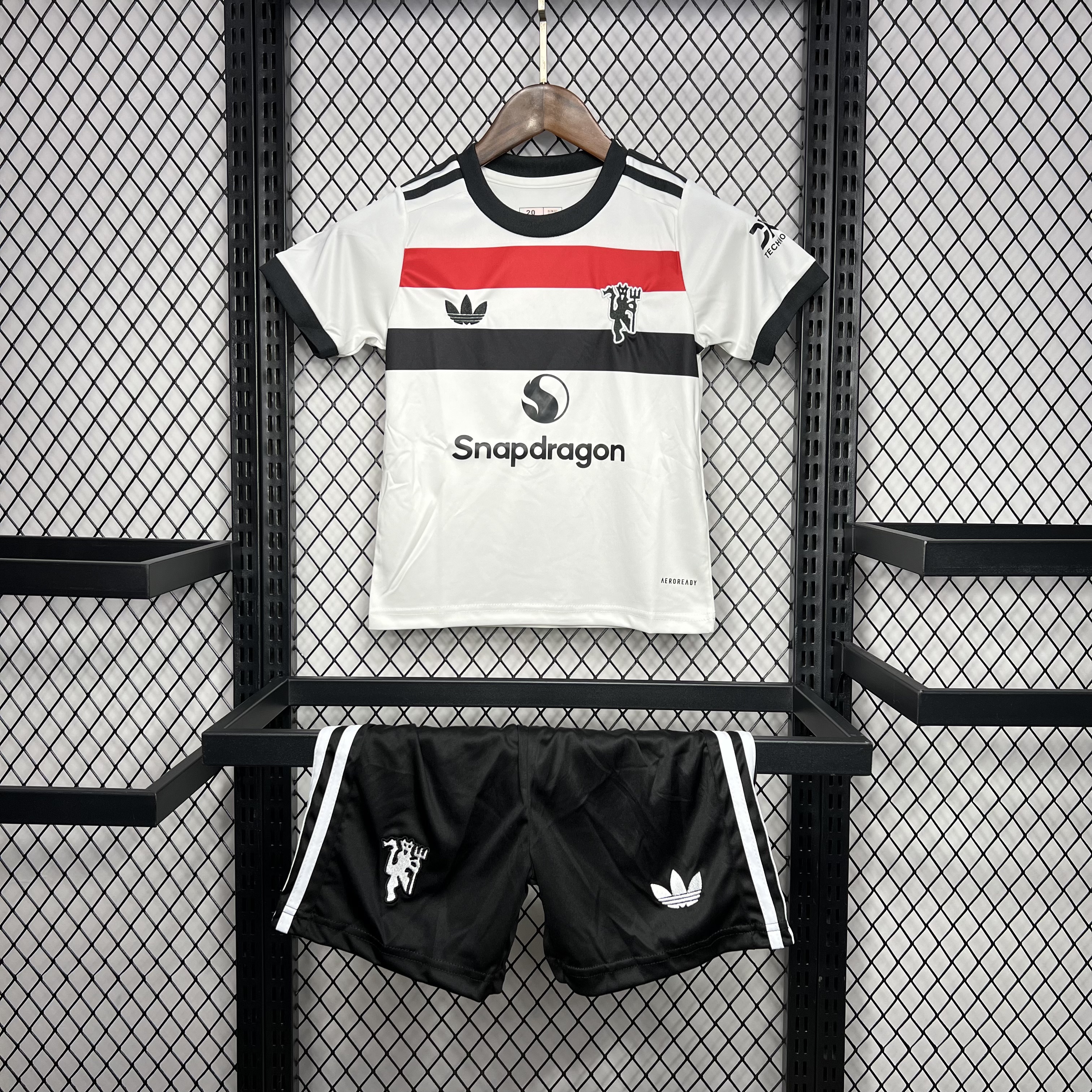 Manchester United 24-25 Third Kids Kit - JerseysGala