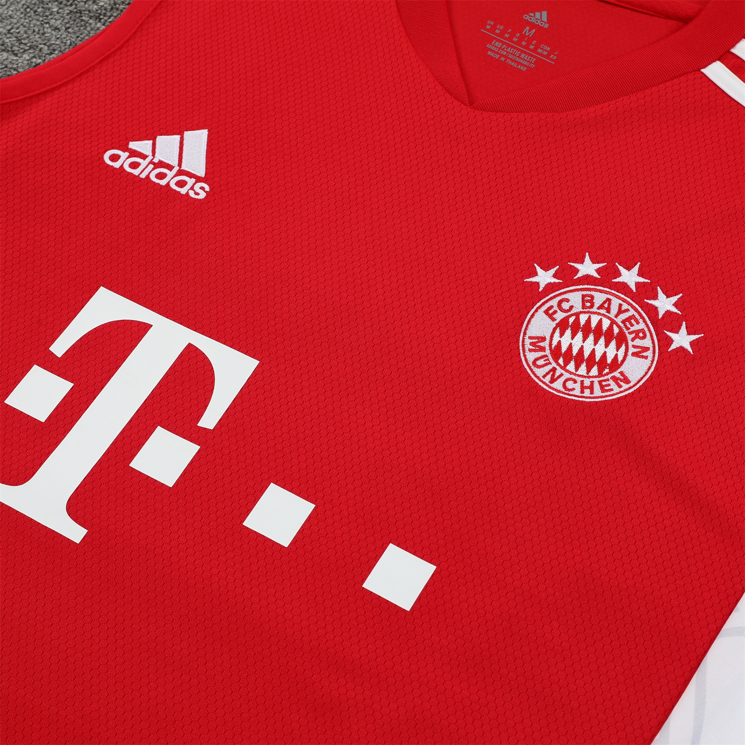 Bayern Munich 23-24 Red Training Vest Suit - JerseysGala