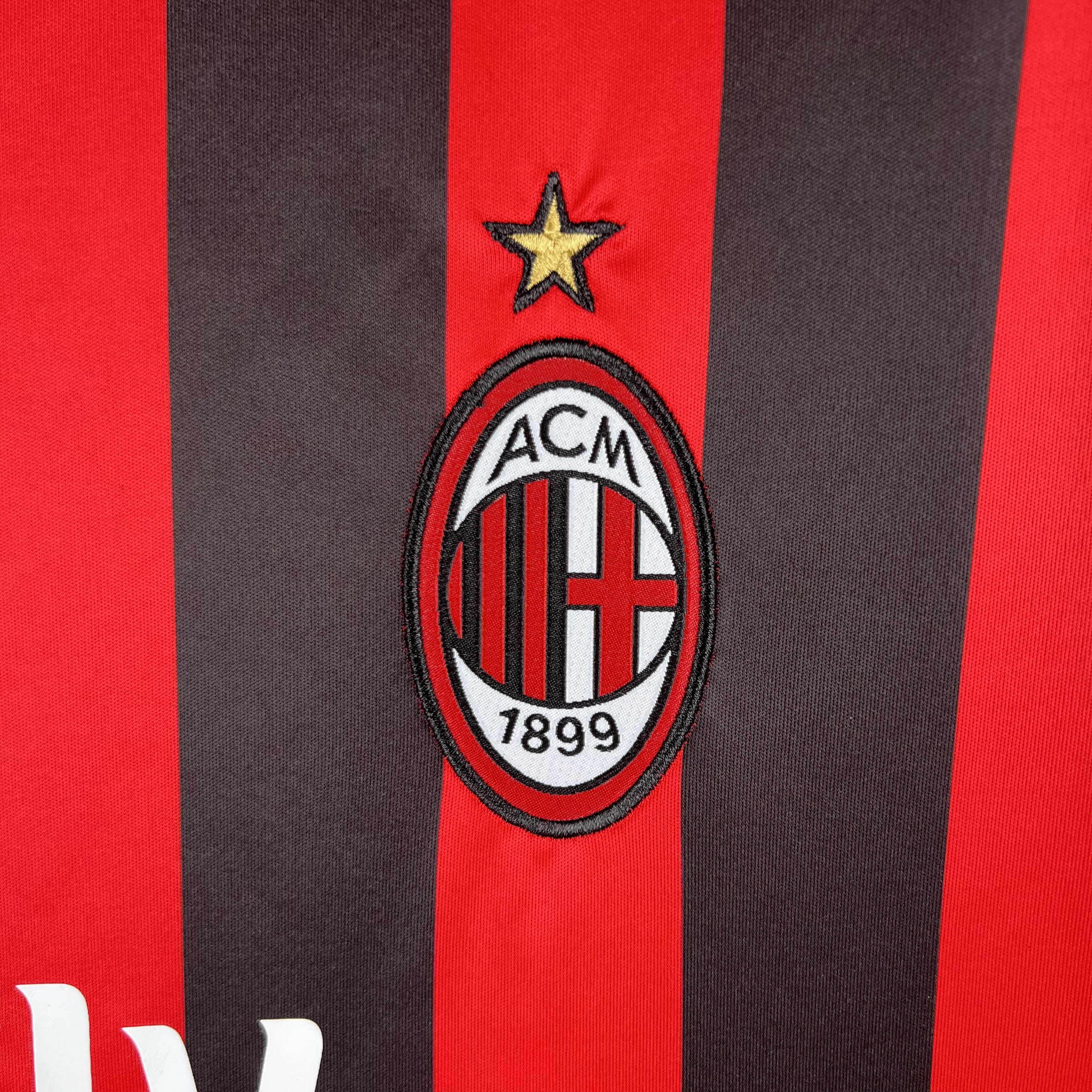Retro AC Milan 2017-18 Home Stadium Jersey - JerseysGala