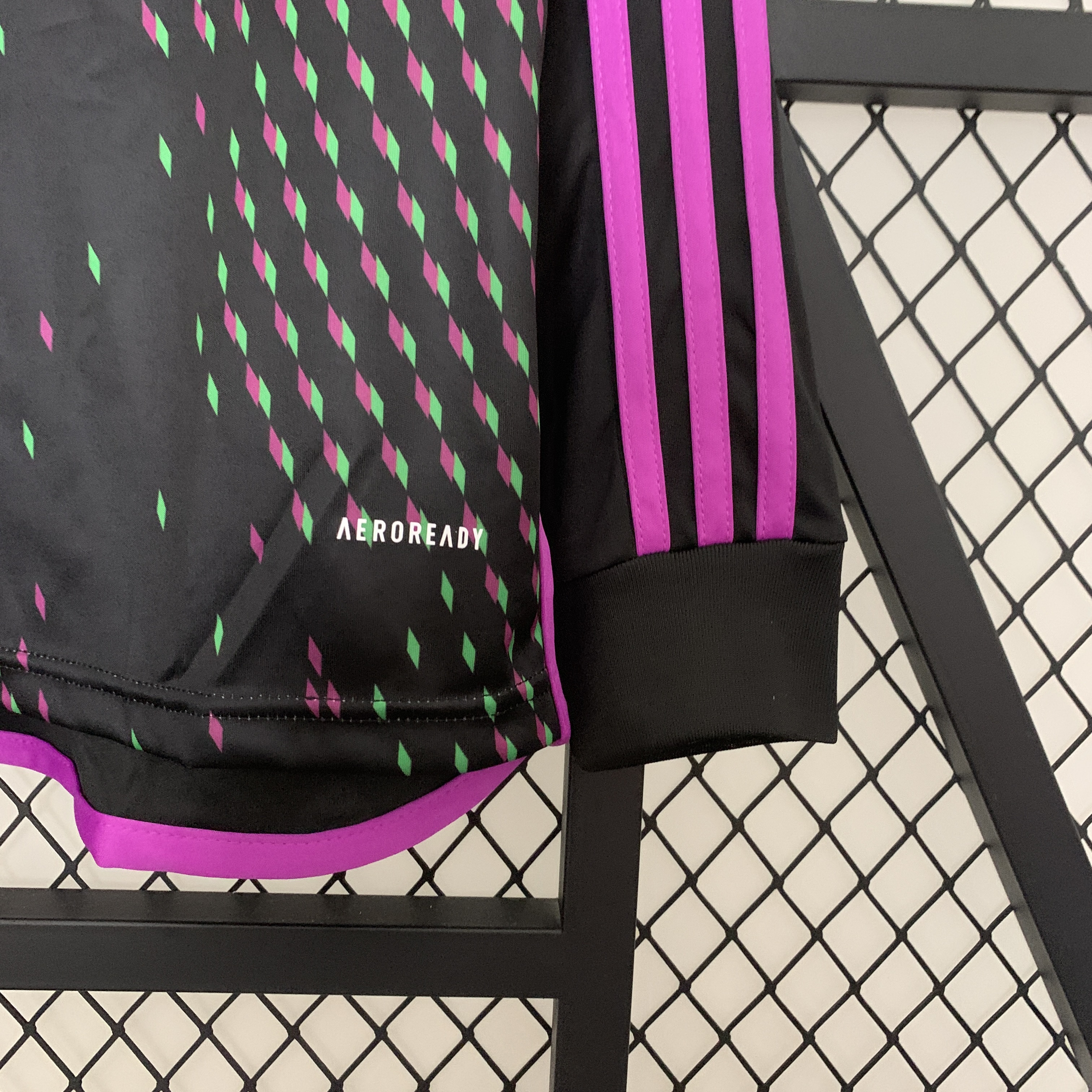 Bayern Munich 23-24 Away Long Sleeve Jersey - Fans Version - JerseysGala