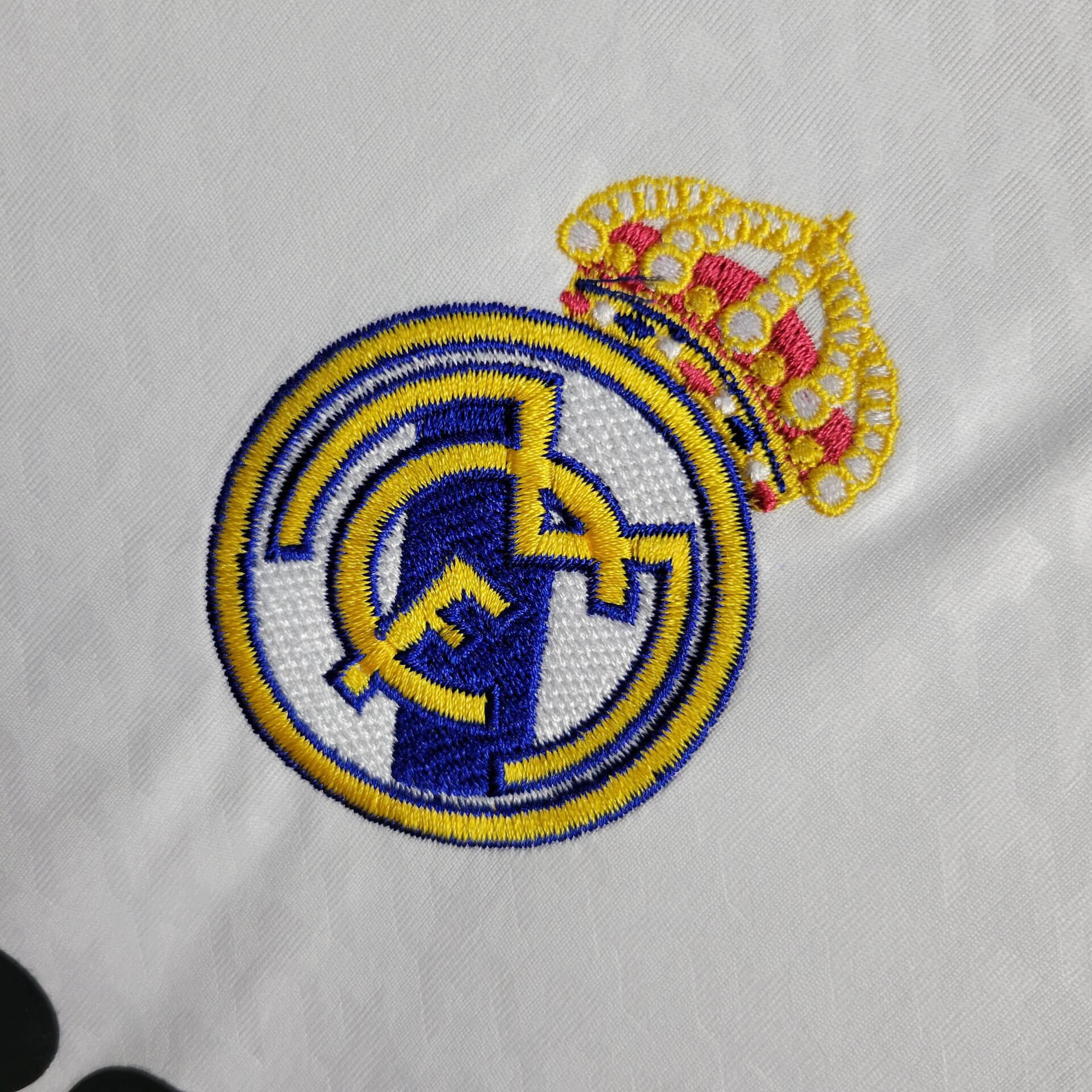 Real Madrid 24-25 Home Long Sleeve Jersey - Fans Version - JerseysGala