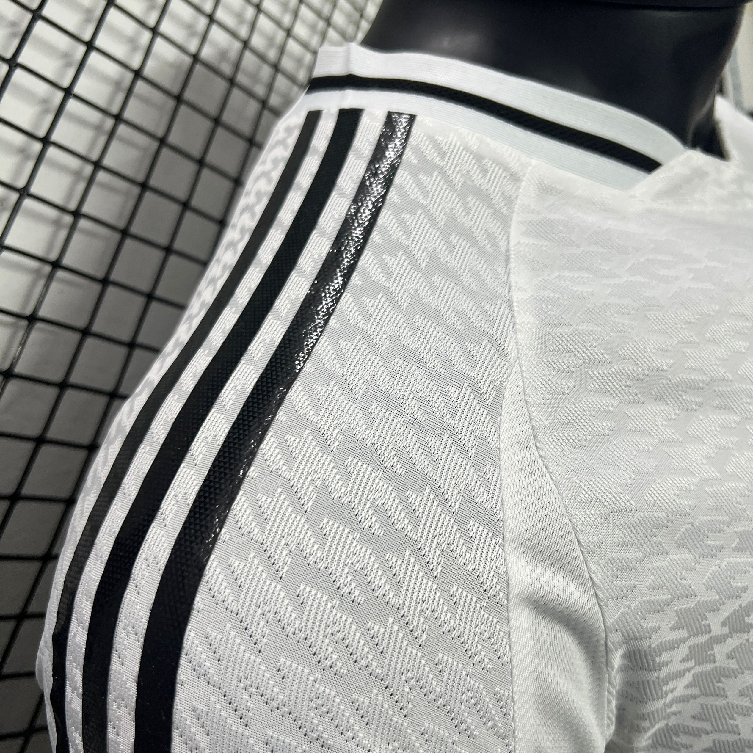Real Madrid 24-25 Home Stadium Jersey - Player Version - JerseysGala