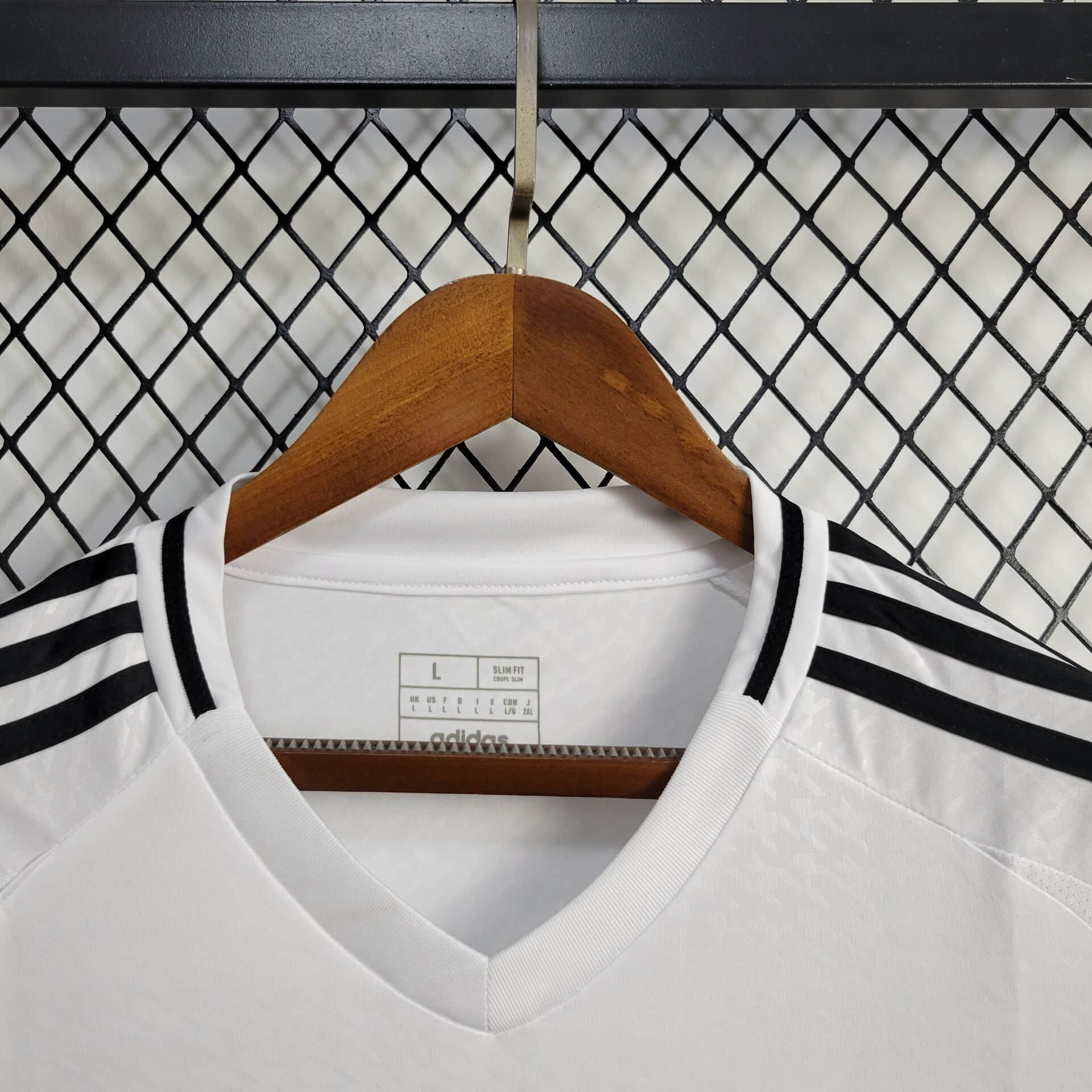 Real Madrid 24-25 Home Long Sleeve Jersey - Fans Version - JerseysGala