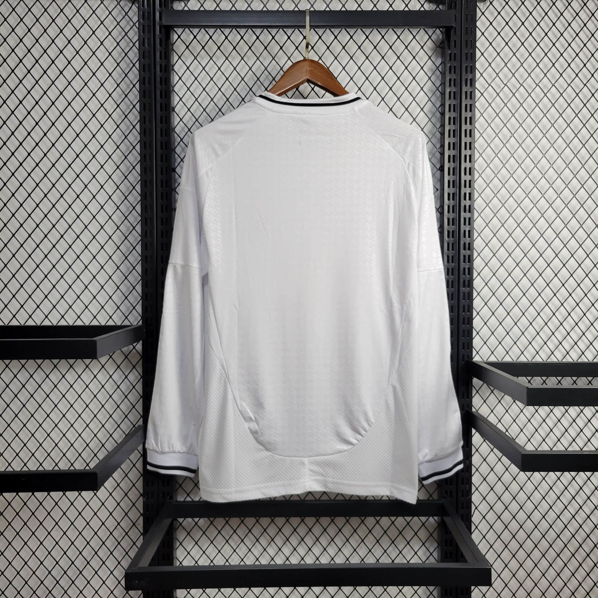 Real Madrid 24-25 Home Long Sleeve Jersey - Fans Version - JerseysGala