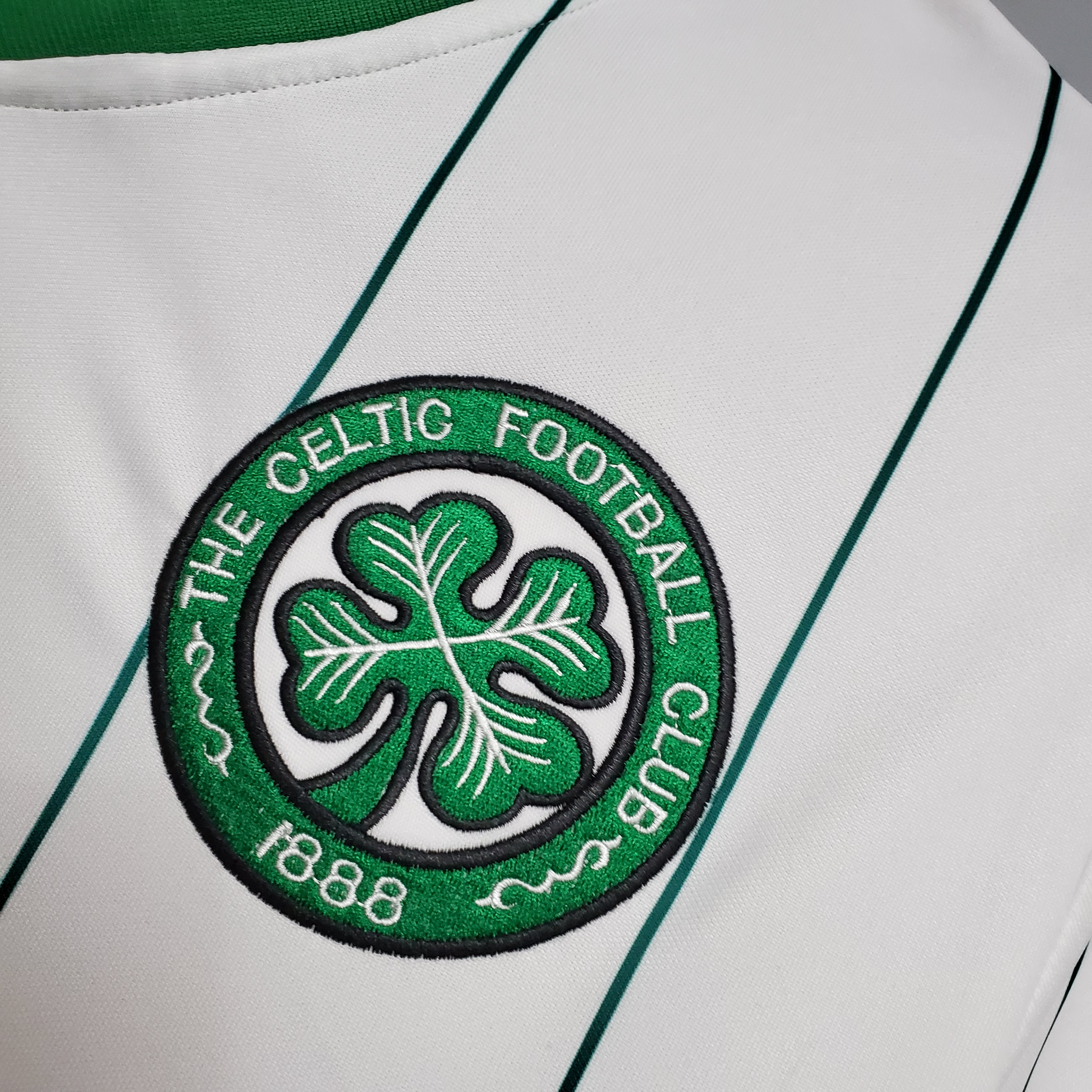 Retro Celtic 1982-83 Away Stadium Jersey - JerseysGala