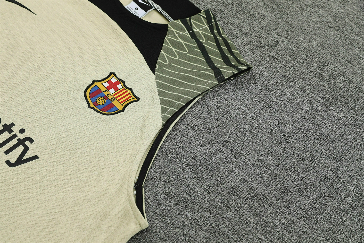 B.A.R.S.A 23/24 Player Vest Training Set - JerseysGala