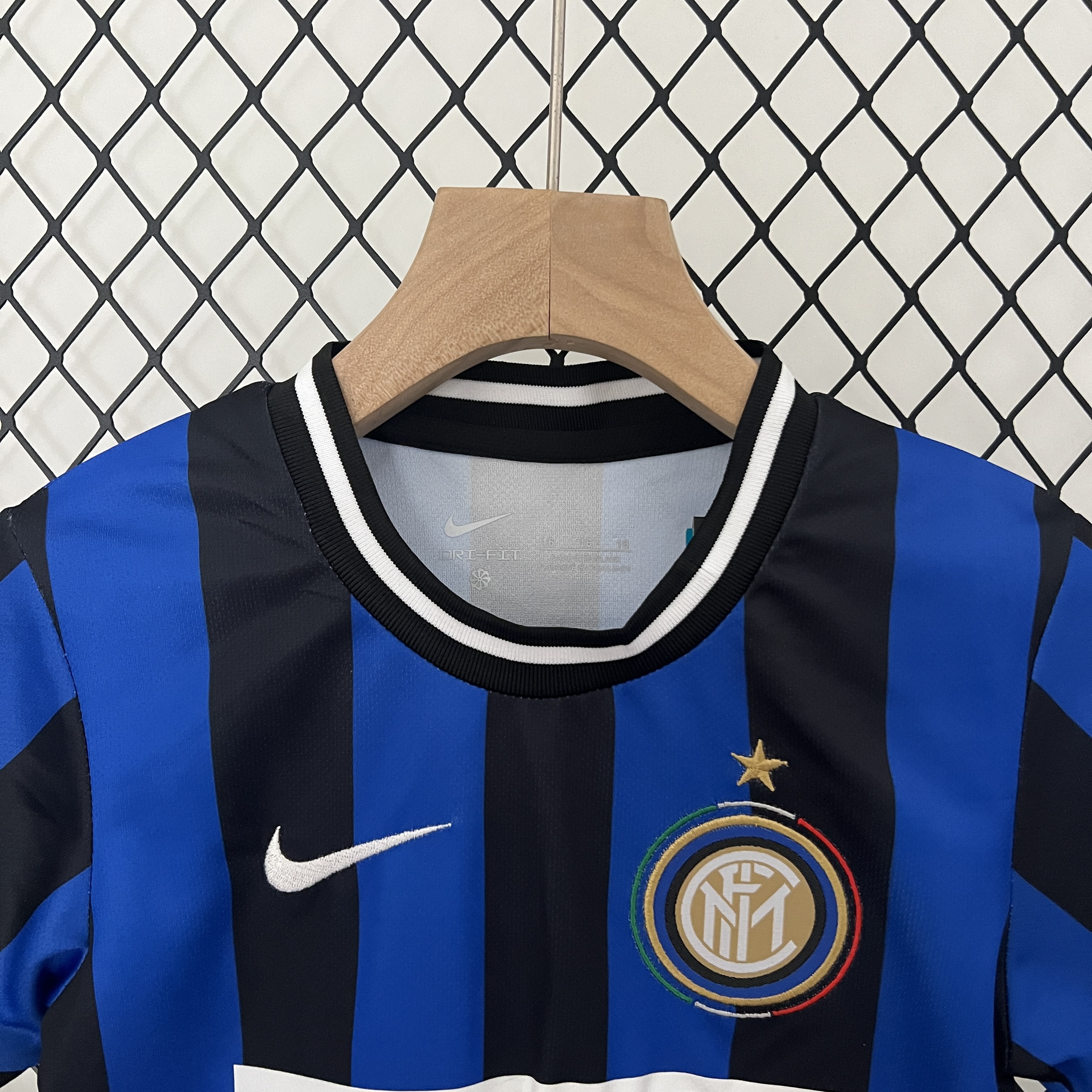 Retro Inter Milan 09-10 Home Stadium Kids Kit - JerseysGala