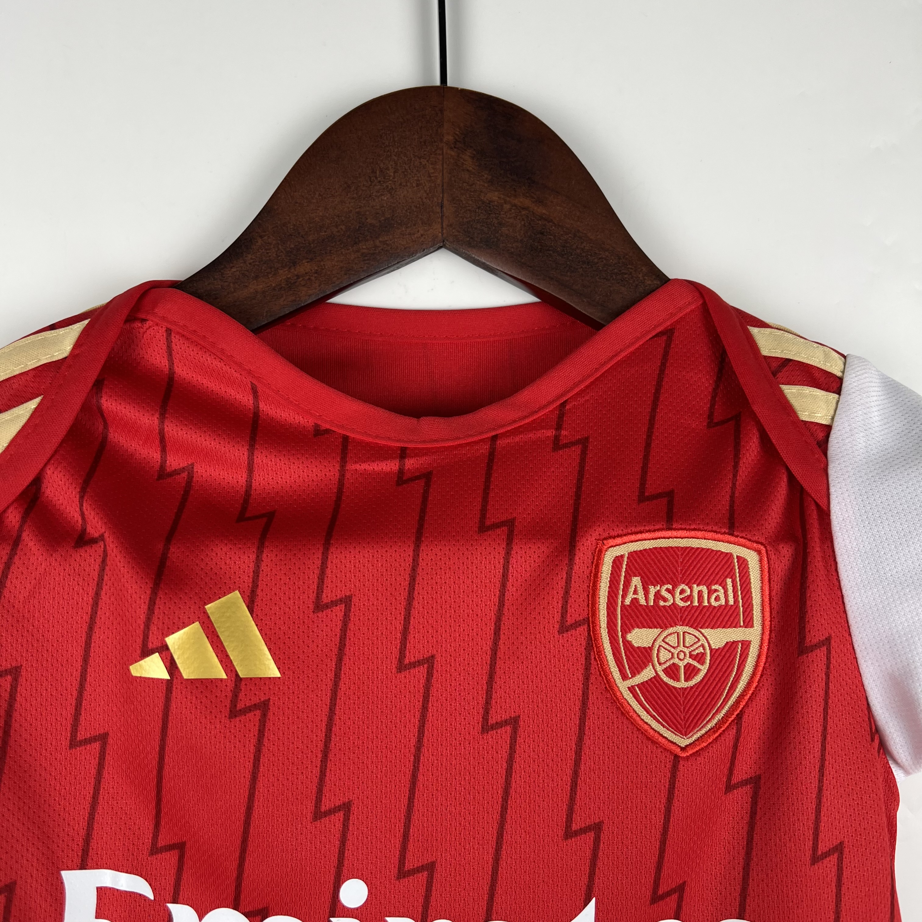 Arsenal 23-24 Home Stadium Baby Crawling Suit - JerseysGala