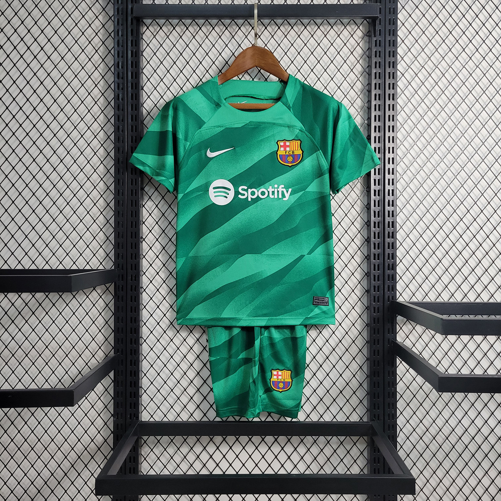 B.A.R.S.A 23-24 Green Goalkeeper Kids Kit - JerseysGala