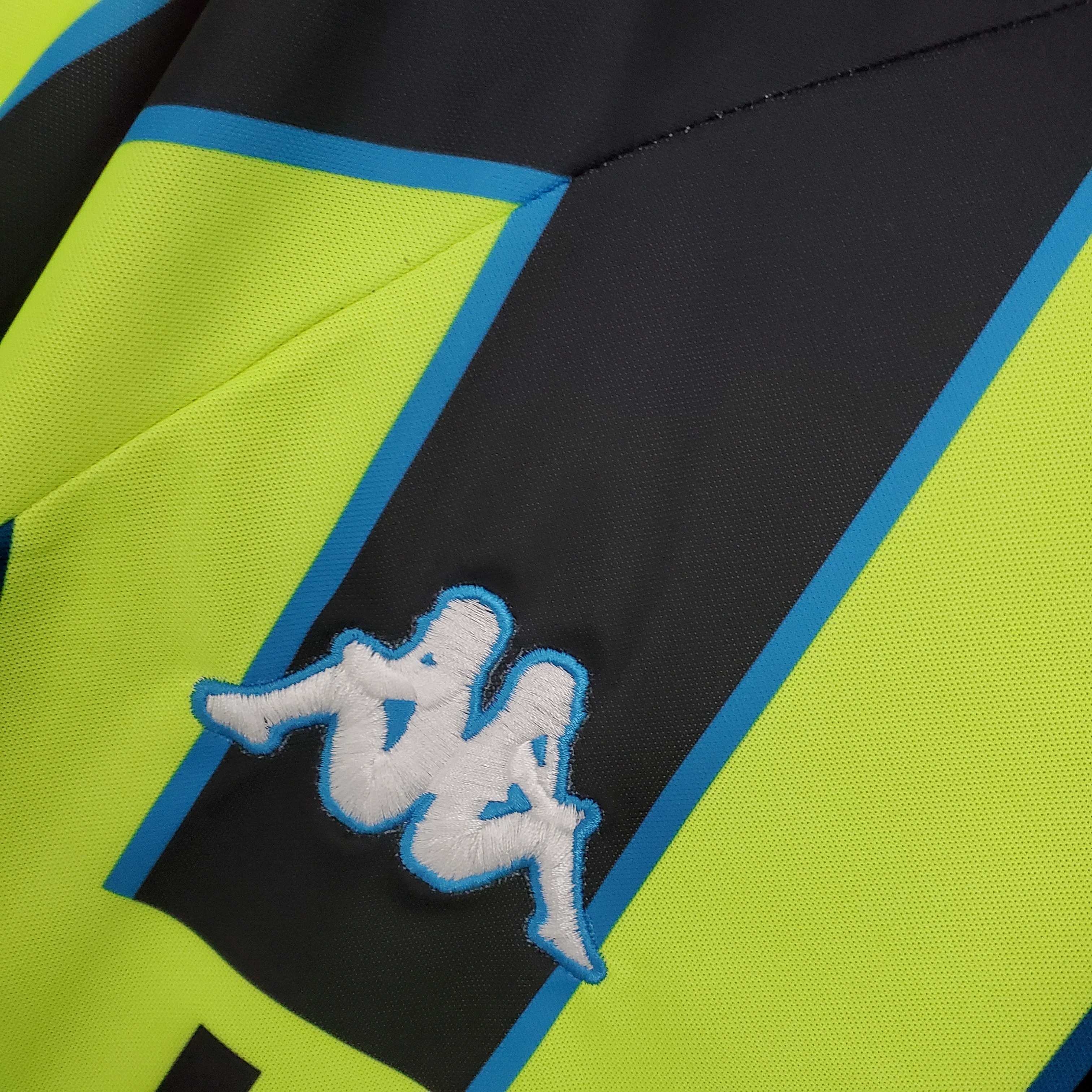 Retro Manchester City 1998-99 Away Stadium Jersey - JerseysGala