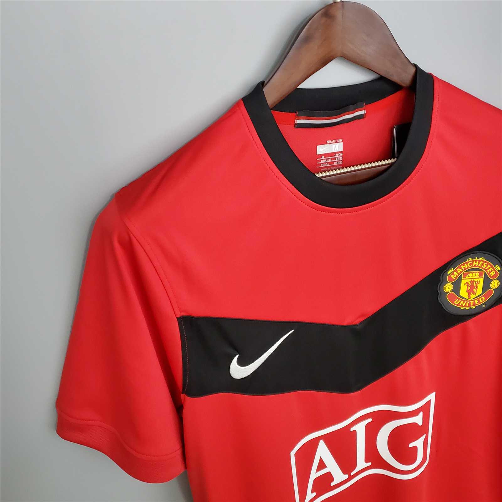 Manchester United Retro 09-10 Home Stadium Jersey - JerseysGala