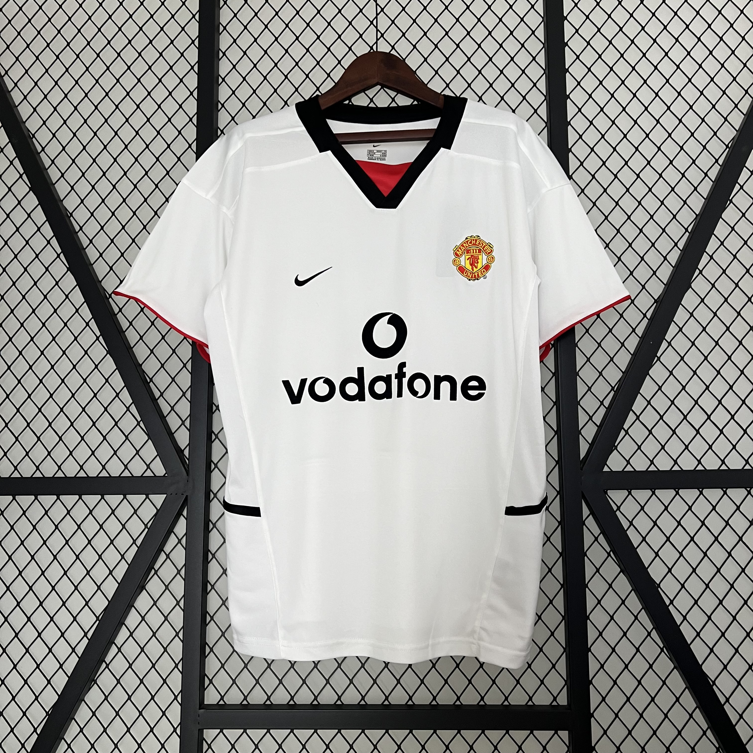 Manchester United Retro 03-04 Away Stadium Jersey - JerseysGala