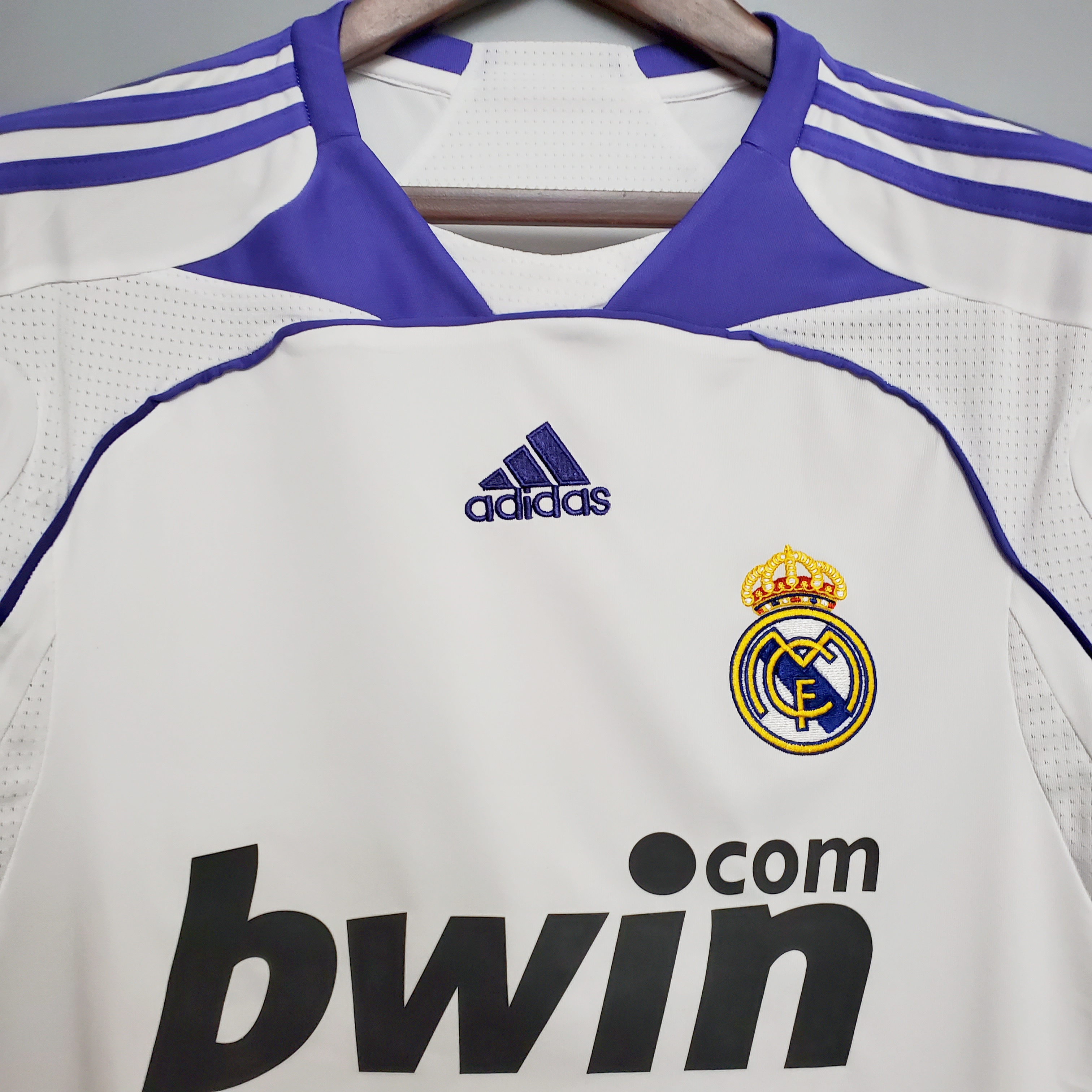 Retro Real Madrid 07-08 Home Stadium Jersey - JerseysGala