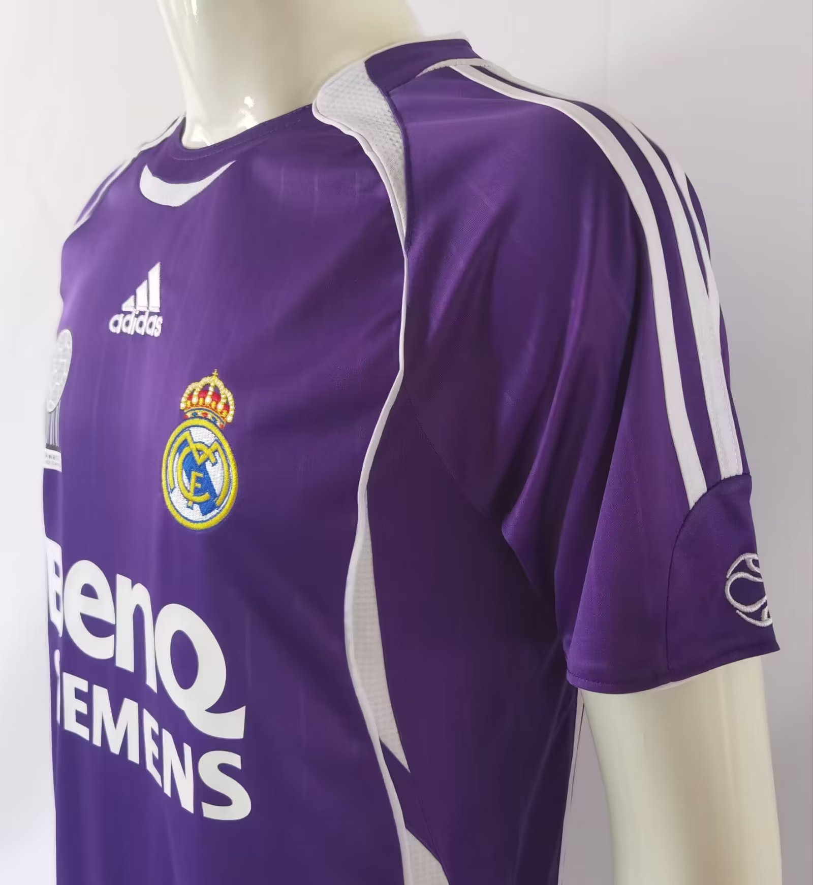 Real Madrid Retro 06-07 Third Jersey - JerseysGala