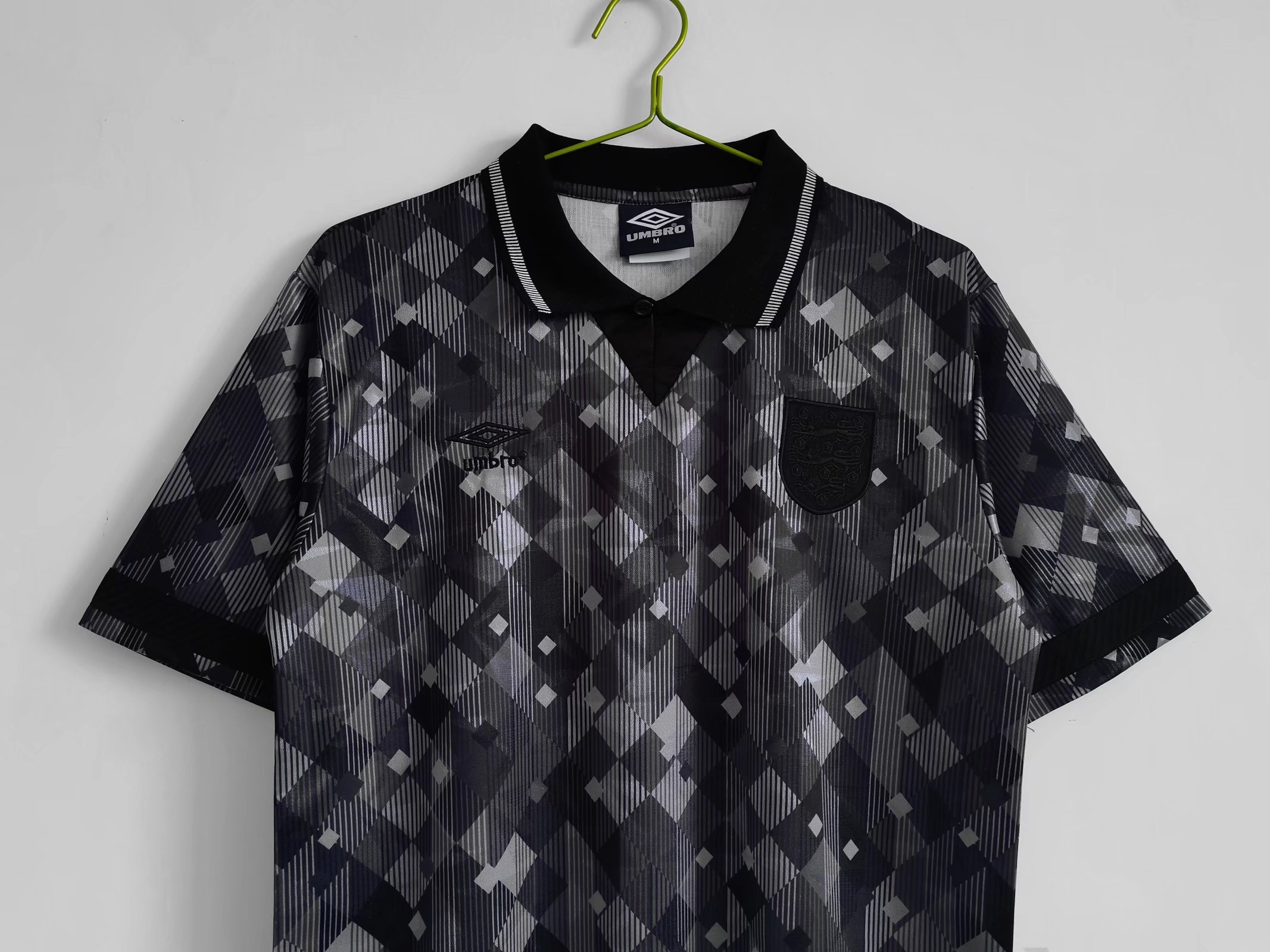 Retro England 1990 Black Jersey - JerseysGala