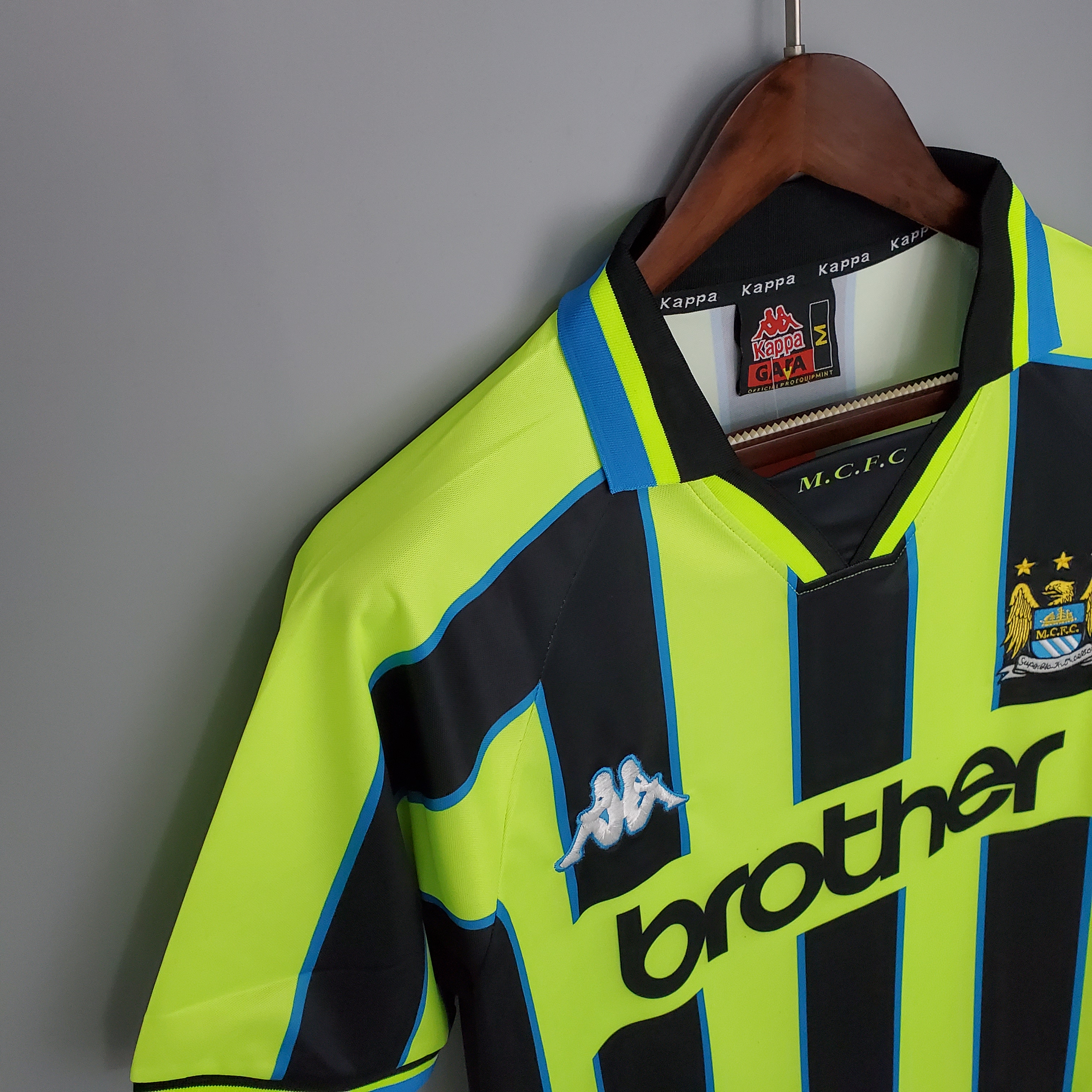 Retro Manchester City 1998-99 Away Stadium Jersey - JerseysGala