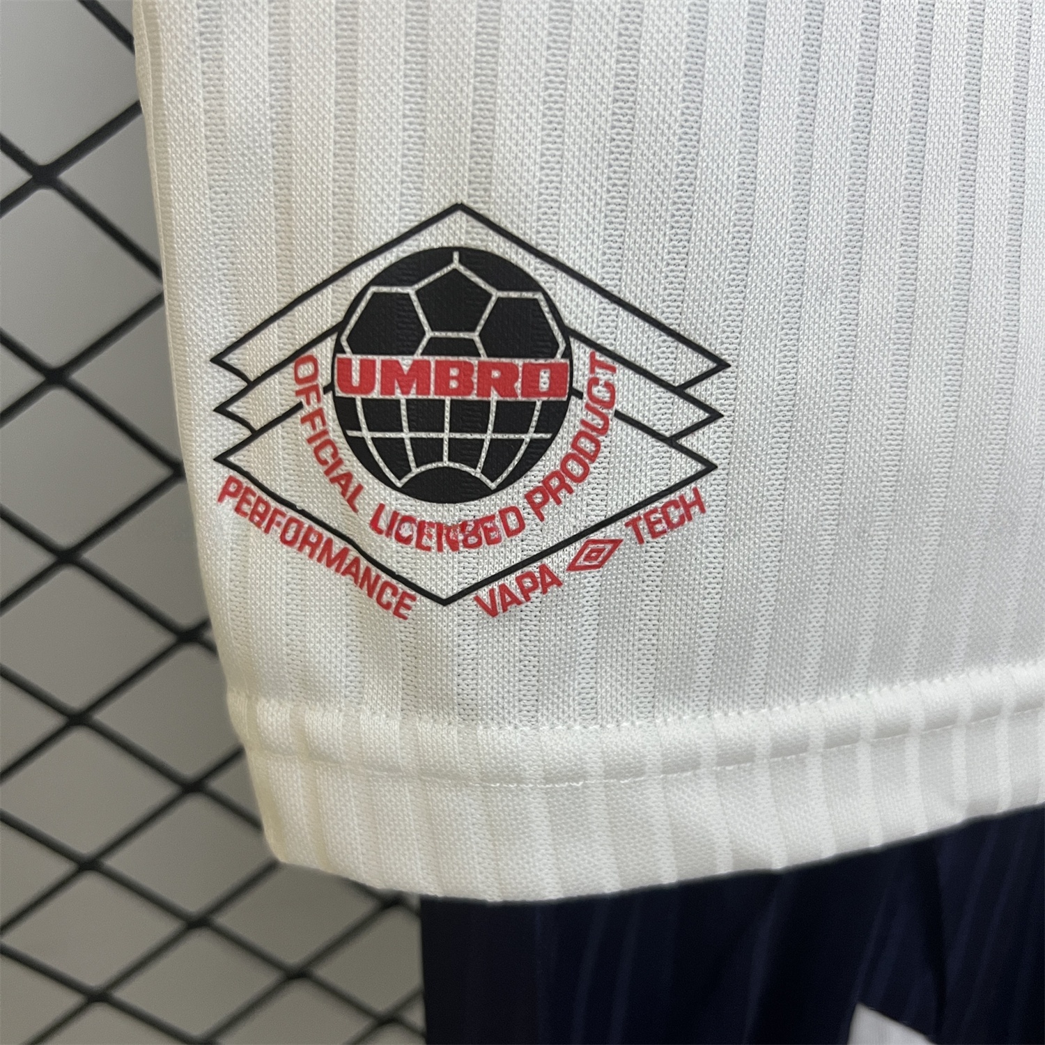Retro England 1998 Home Kids Kit - JerseysGala