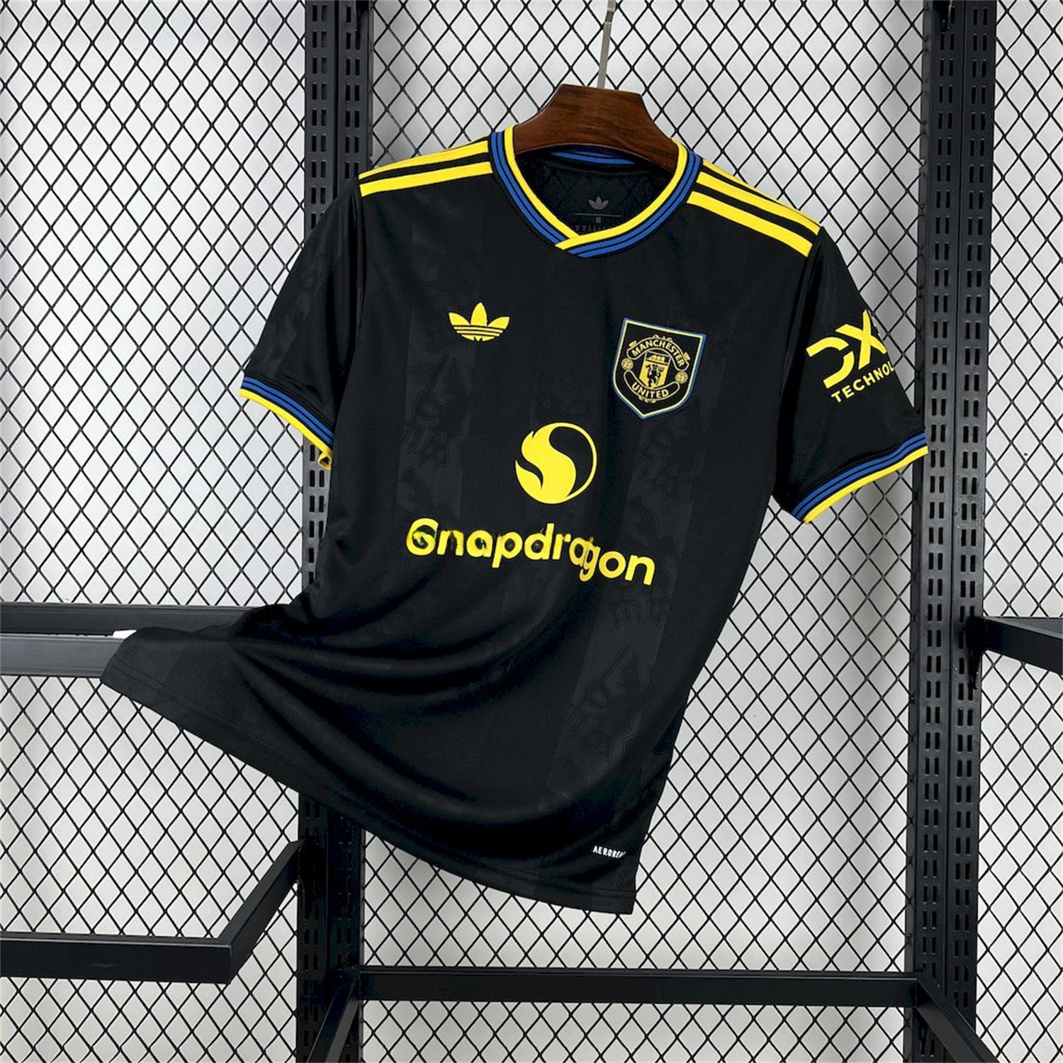 Manchester United 25-26 Third Black Jersey - Fans Version - JerseysGala