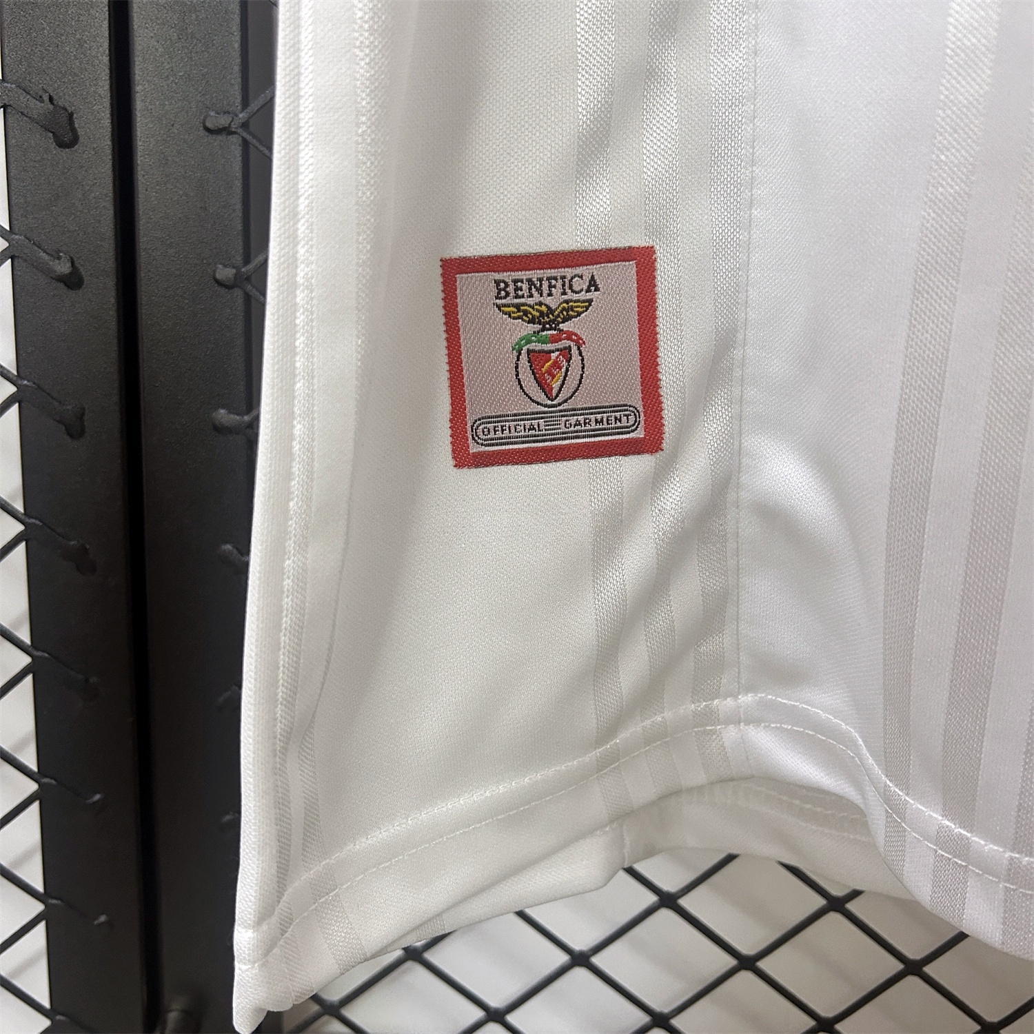 Retro Benfica 1997-99 European Away Jersey - JerseysGala